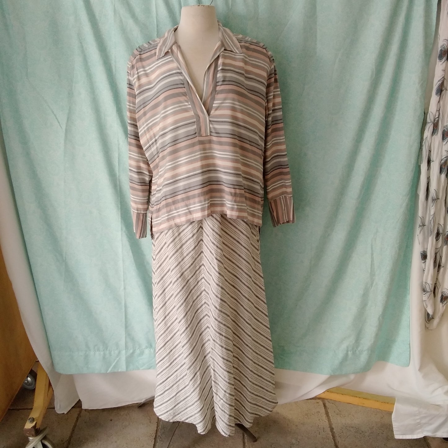 NWT - Lou & Grey Striped Long Sleeve V-Neck Blouse - M