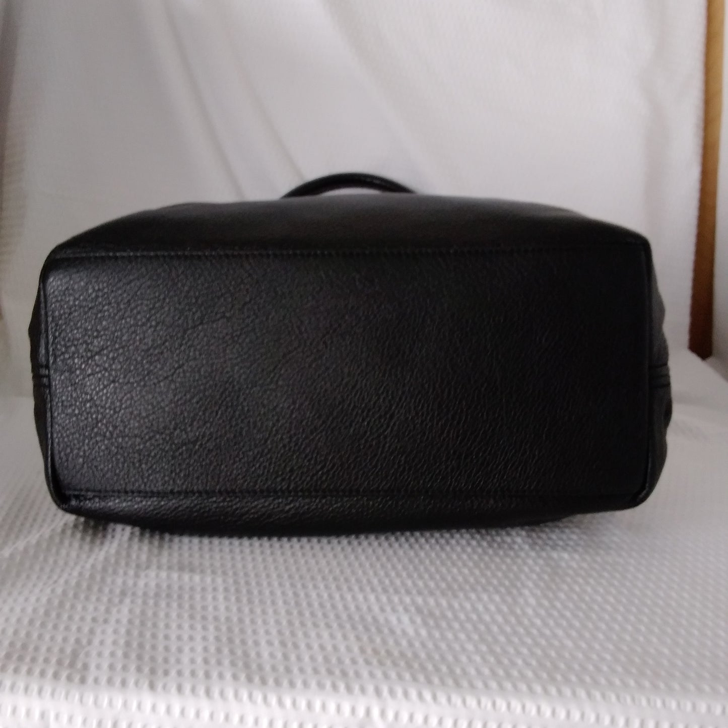 Kate Spade Berkshire Road Stevie Black Satchel Handbag with Cloth Bag