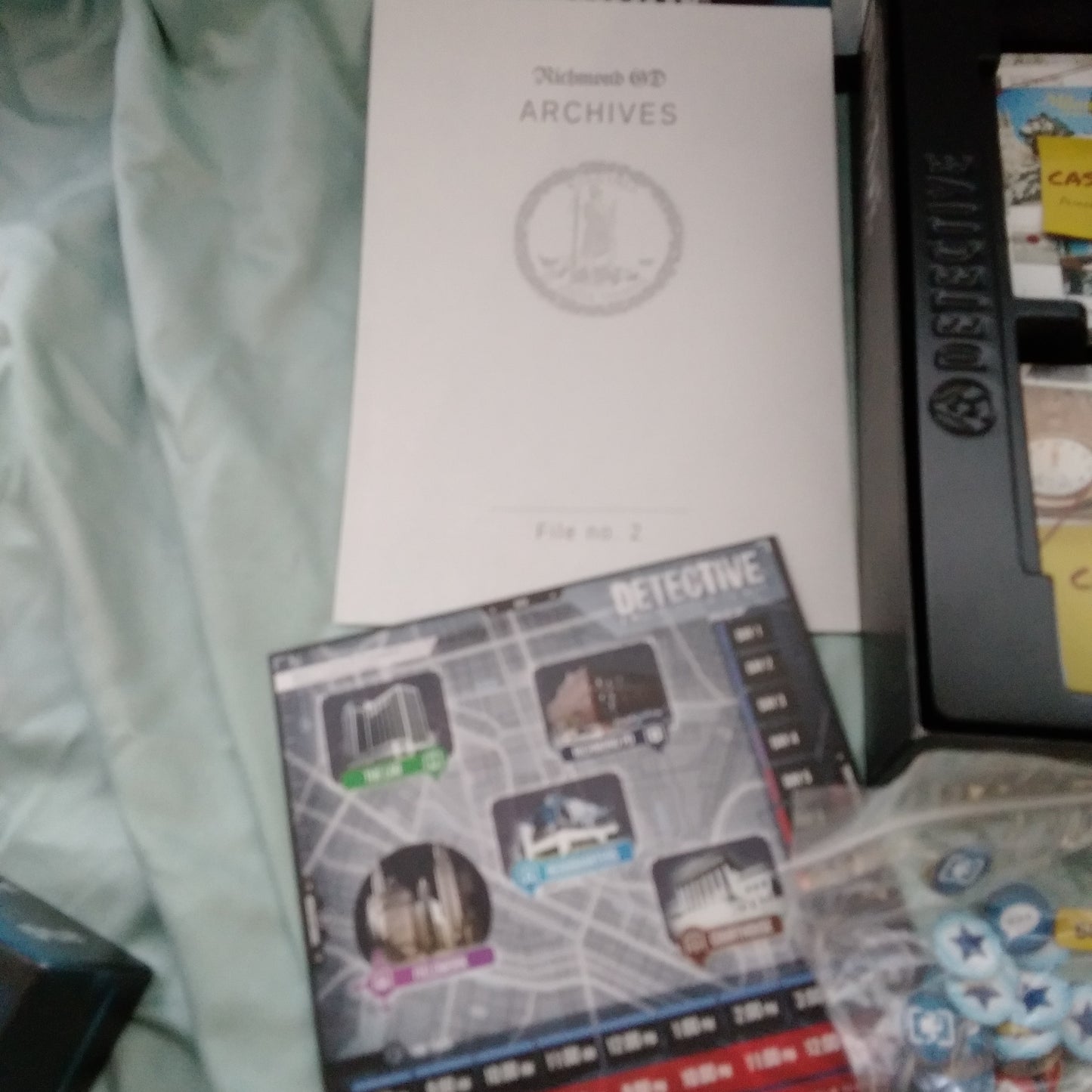 Detective - A Modern Crime Board Game