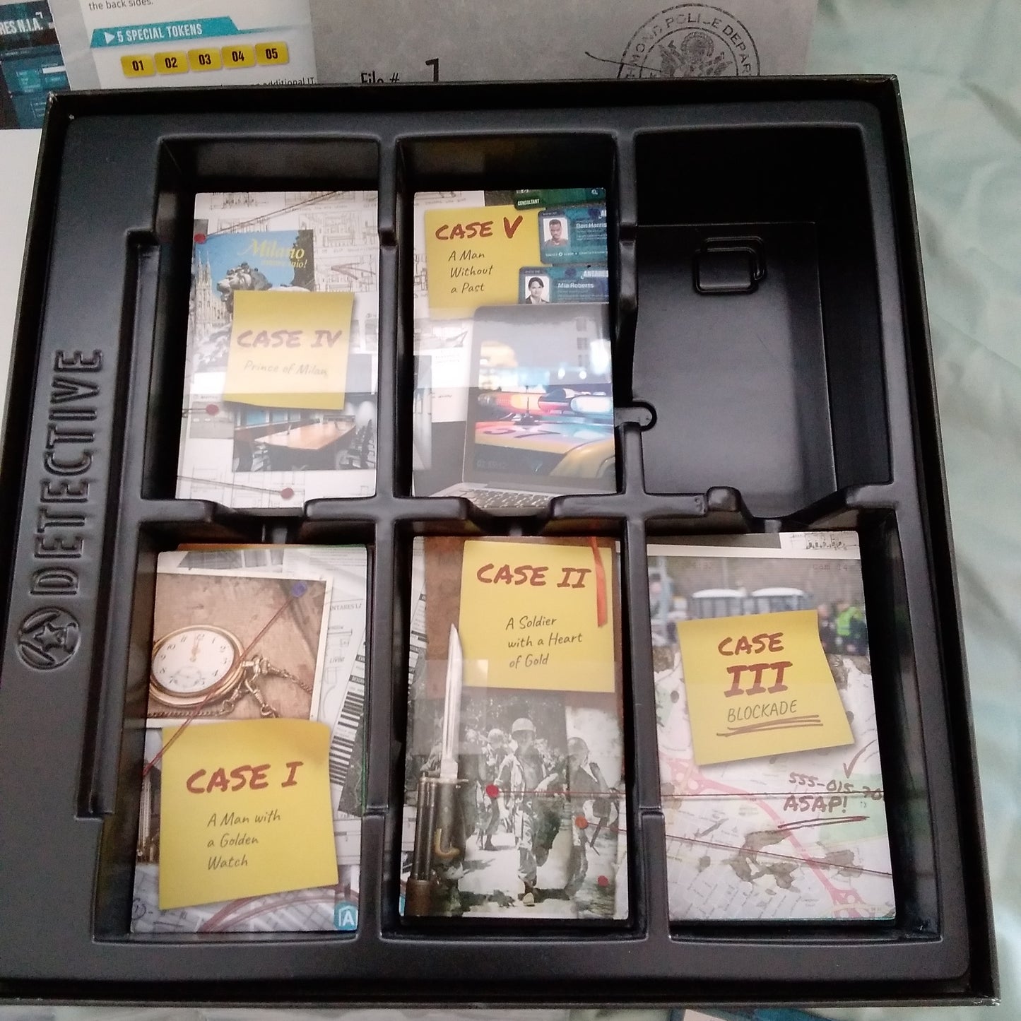 Detective - A Modern Crime Board Game
