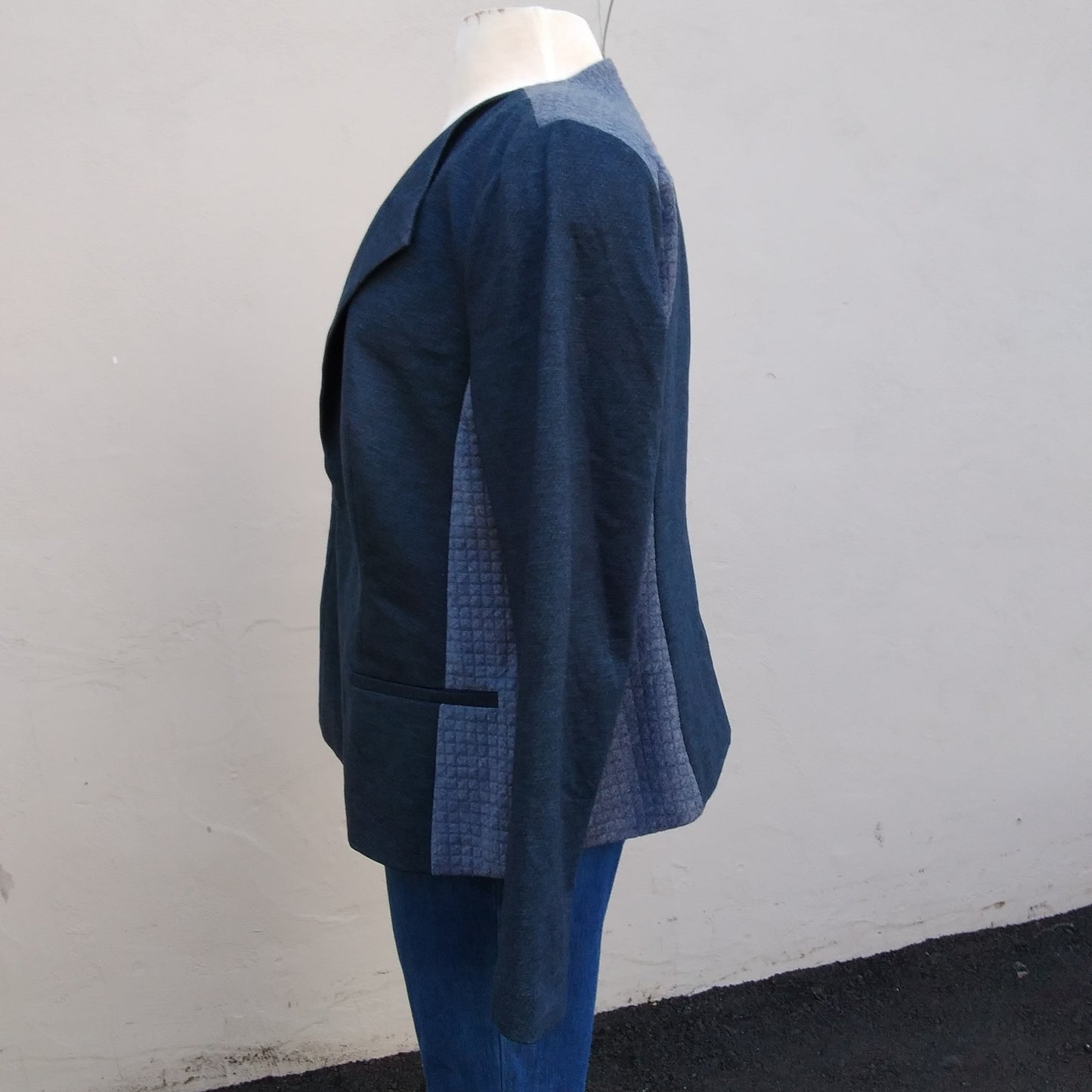 NWT - LANE BRYANT Blue Blazer - 16