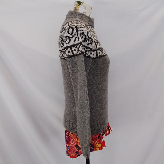 Vintage Kay Huasy Gray & White 100% Alpaca Sweater - Size: S