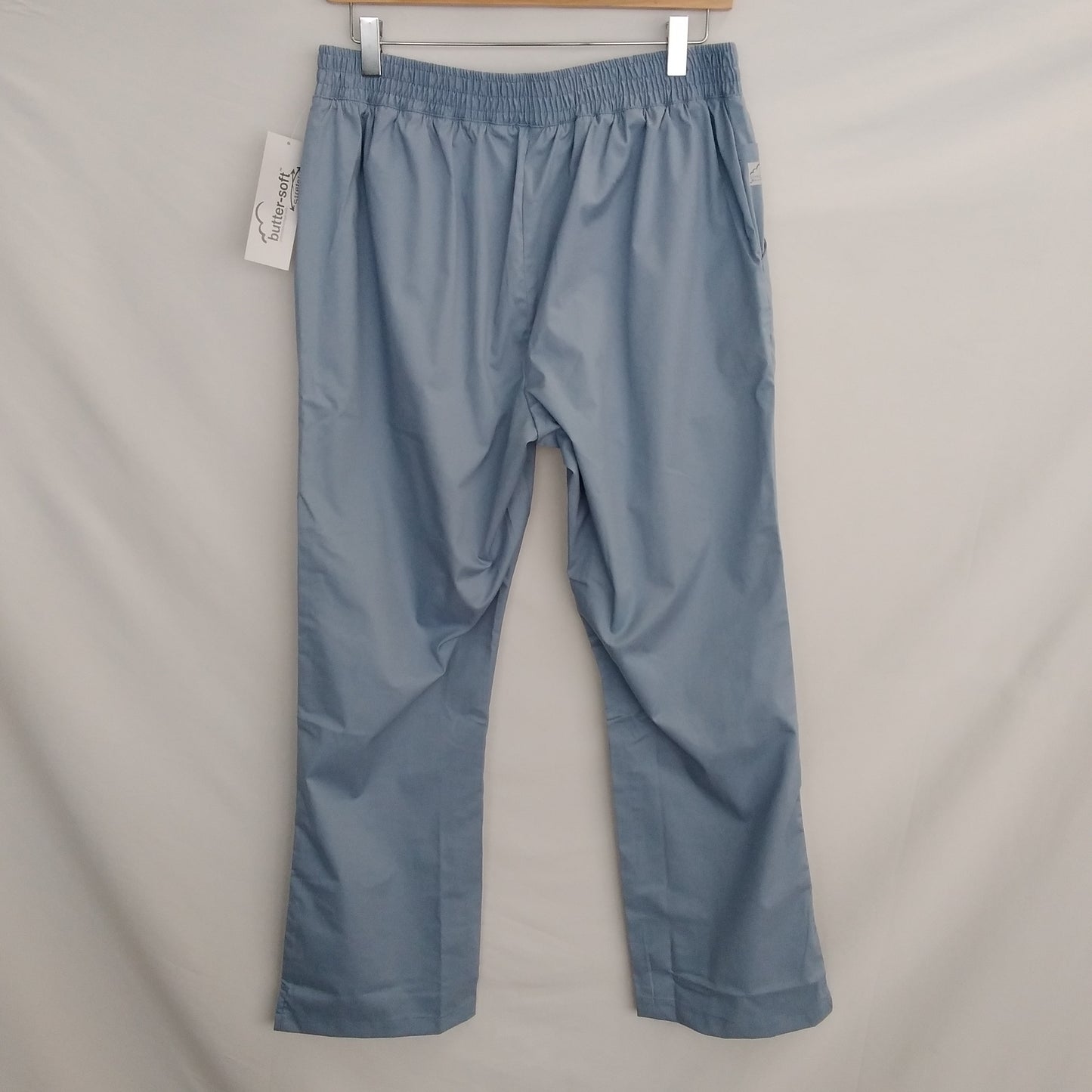 NWT - Butter-Soft Stretch 3-Pocket Back Elastic Scrub Pants - M