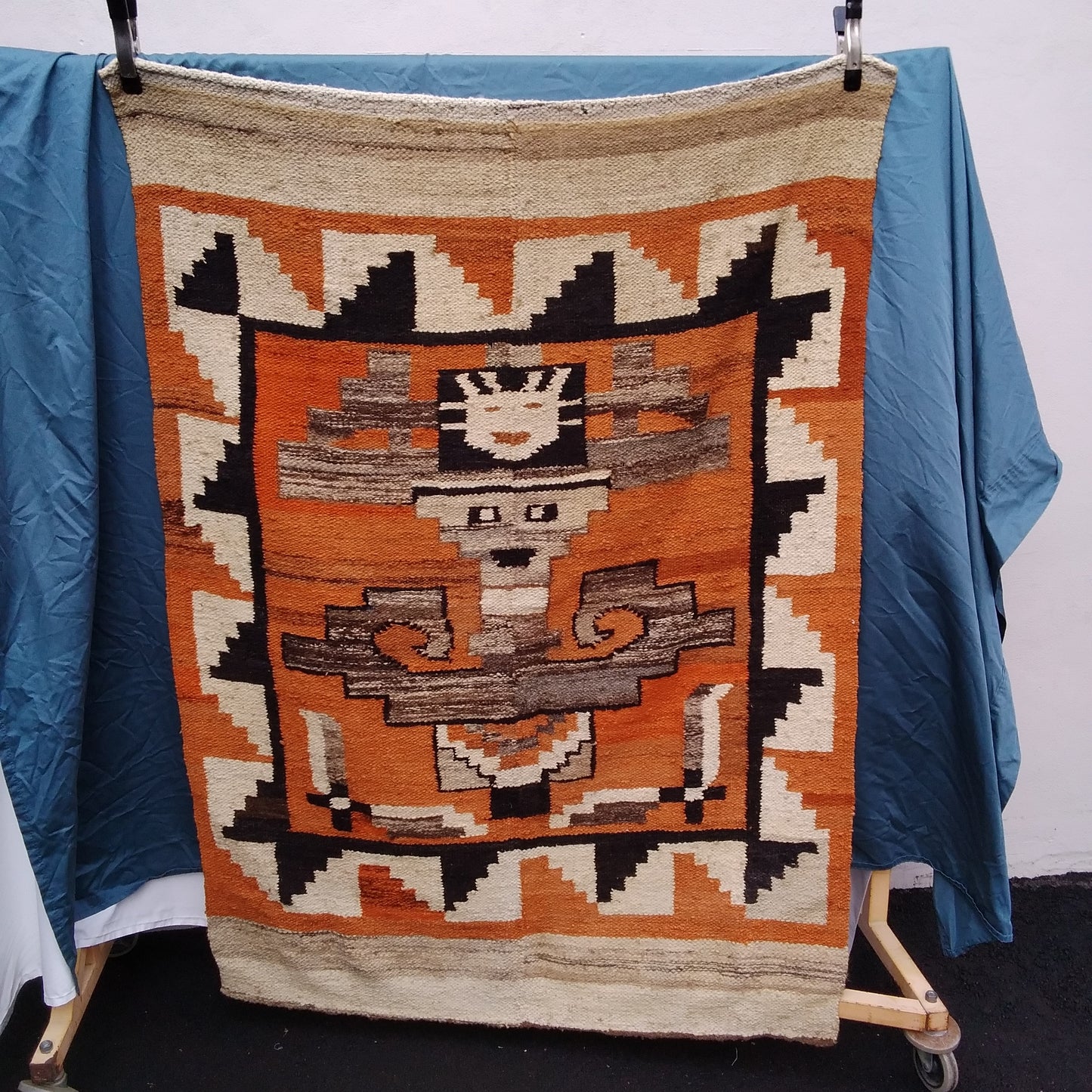 Handmade 100% Wool Rug made in Peru - Size: 4'x5'6"