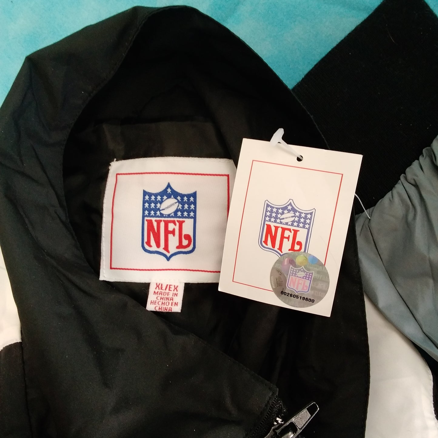 NWT - NFL Carolina Panthers SI Windbreaker Jacket - Size: XL