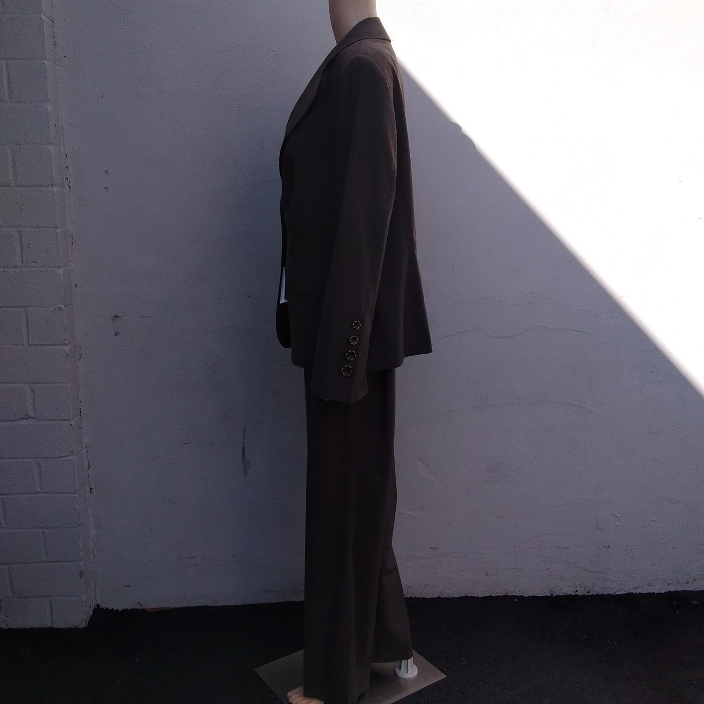 NWT - ESCADA Women's Pants Suit Set - Size: Blazer 44 (Size 14); Pants 42 (Size 12)