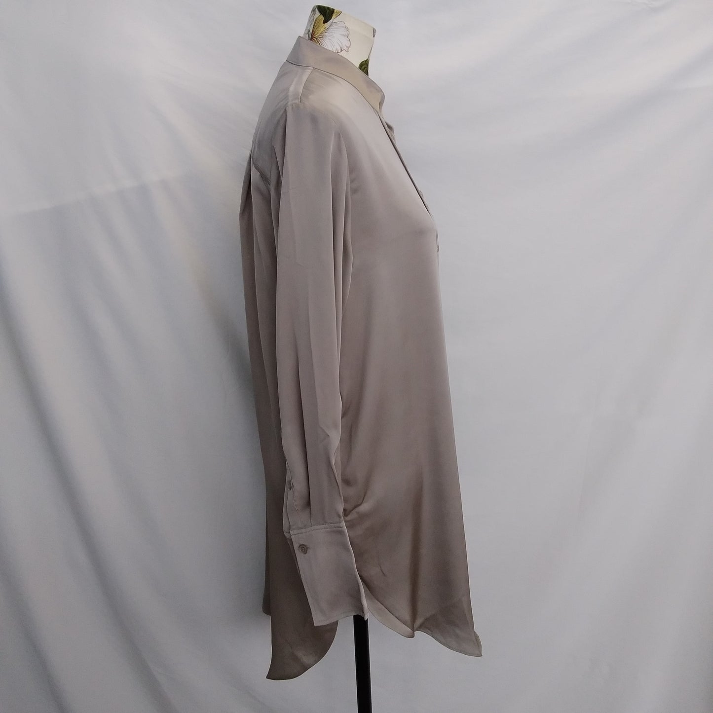 NWT - H&M Grayish Polyester Long Sleeve Tunic Blouse / Dress - M