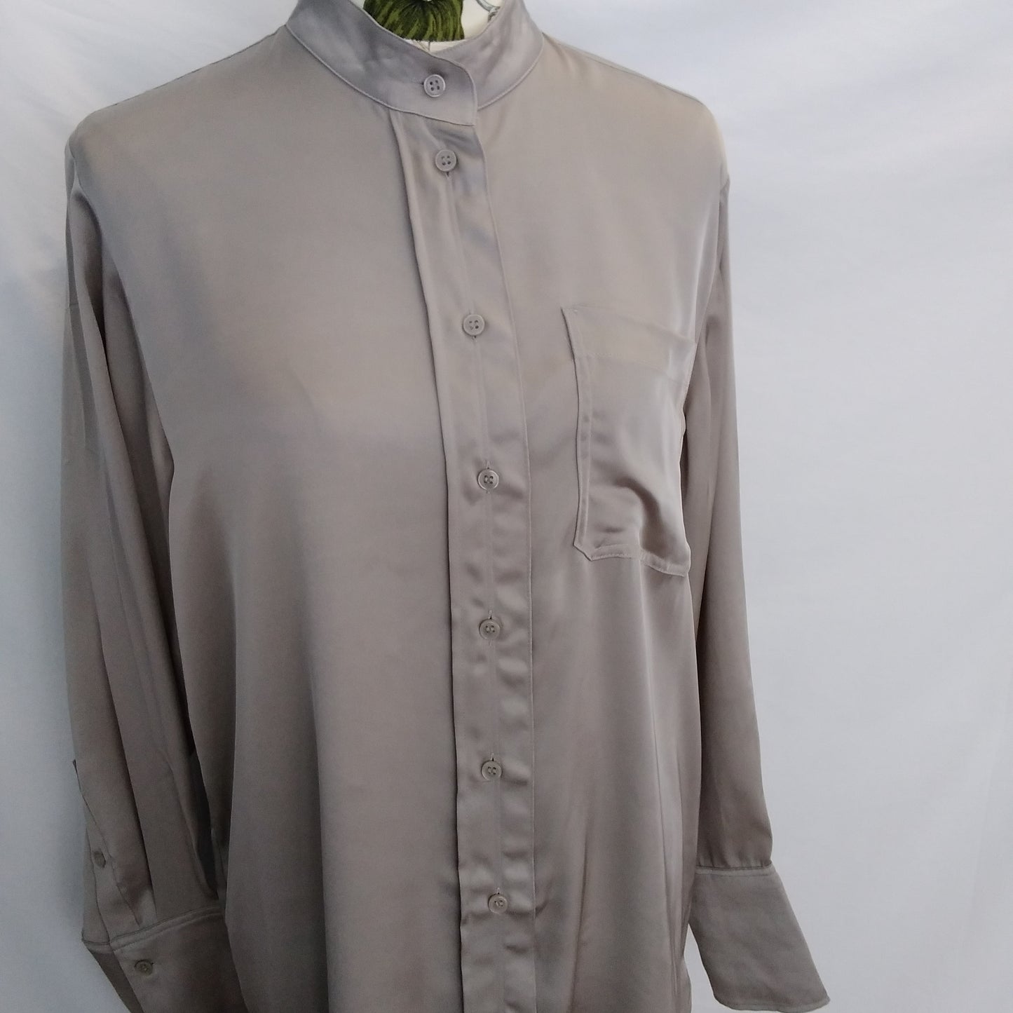 NWT - H&M Grayish Polyester Long Sleeve Tunic Blouse / Dress - M