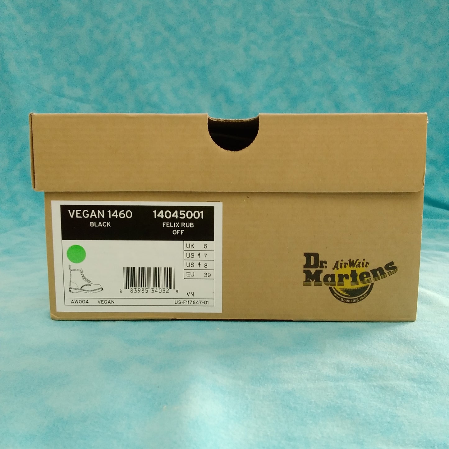 NIB - Dr. Martens Unisex Vegan 1460 Black Felix Rub Off Combat Boots - Size: Women 8; Men 7