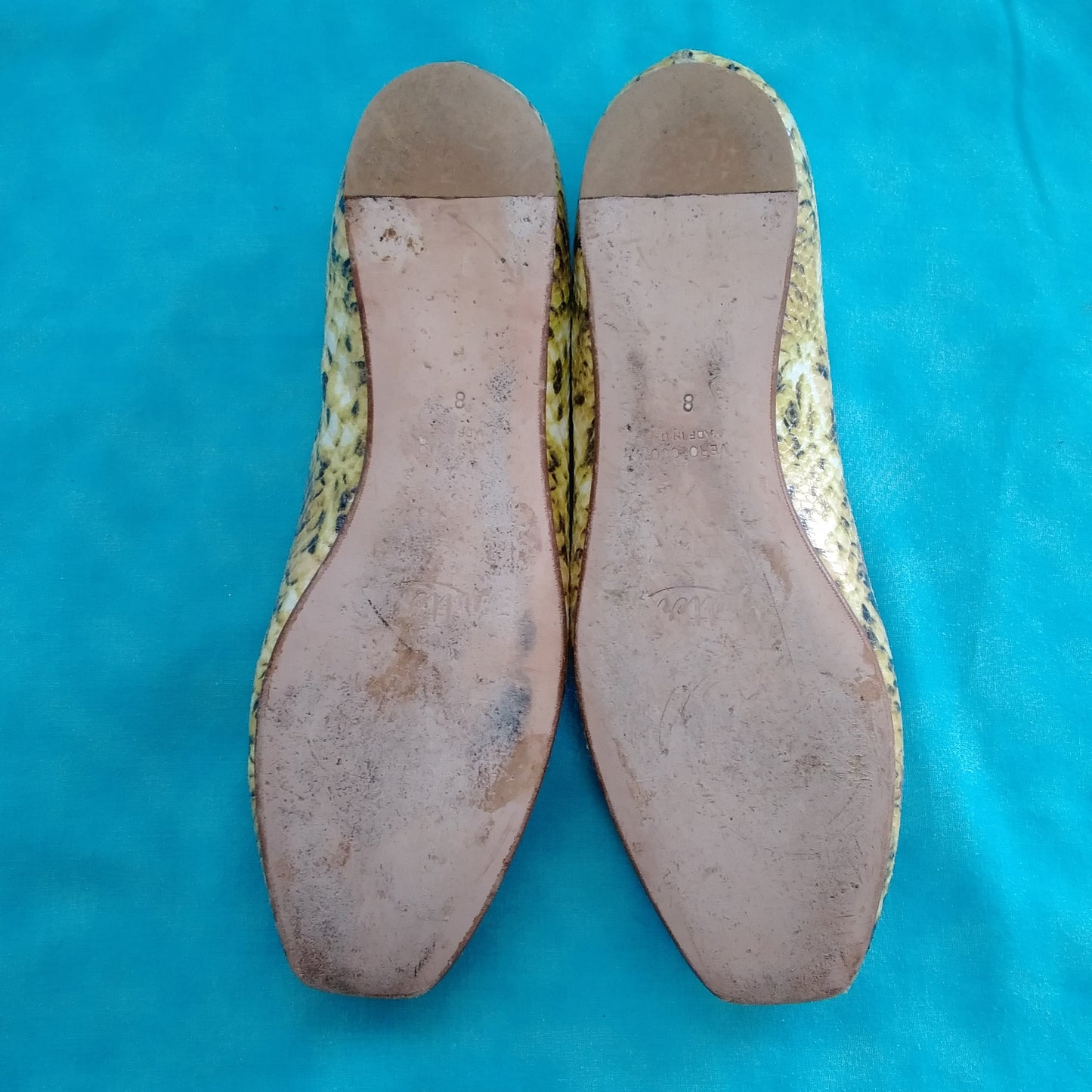Butter Yellow/Black Floral Flats with Gold Tips made in Italy - Size: 8