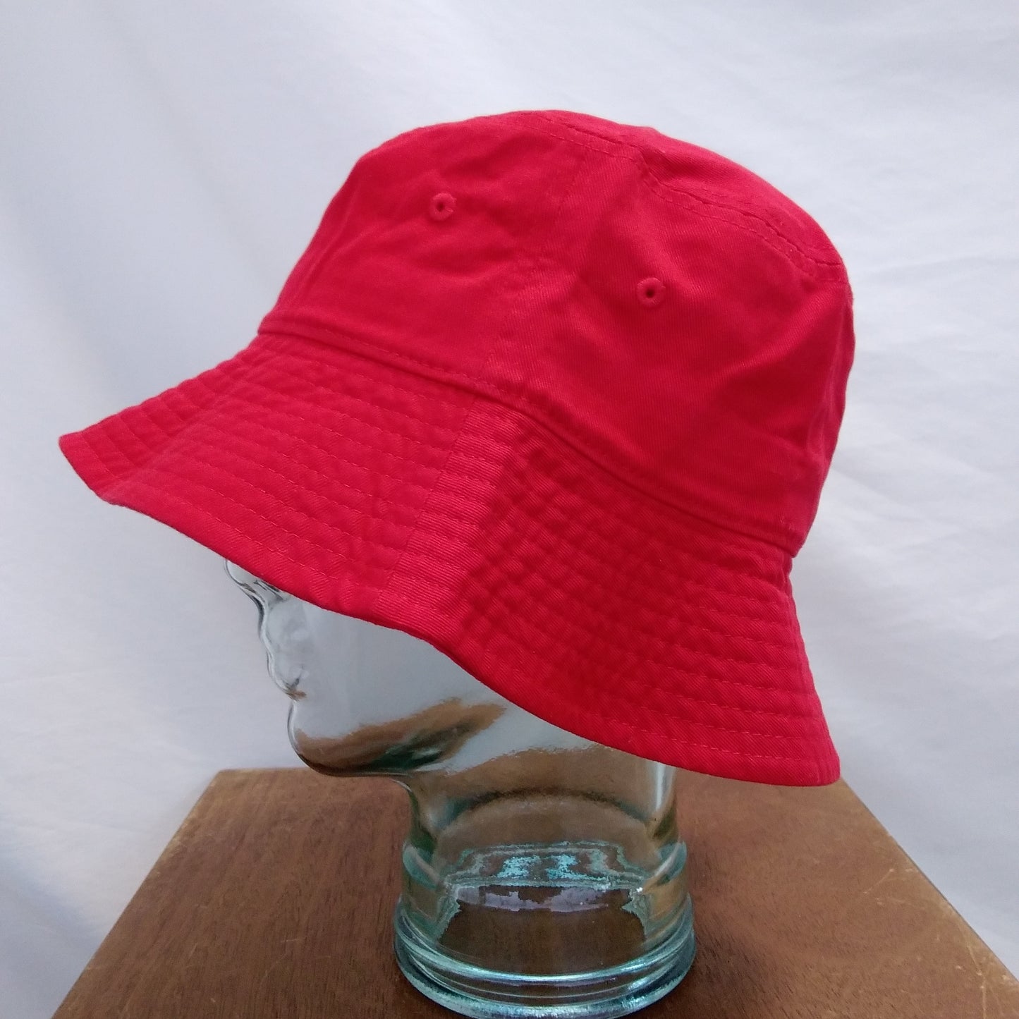NWT - The Hat Depot Newhattan Long Brim 100% Cotton Red Fashion Bucket Hat - Size: S/M
