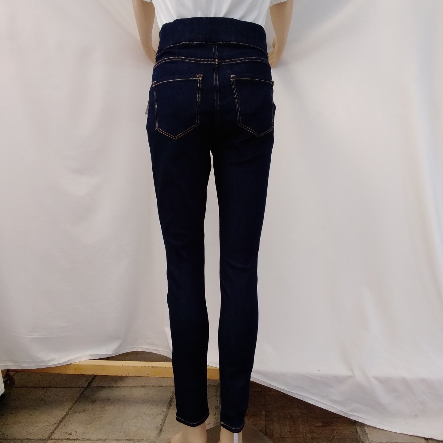 NWT - Old Navy Mid-Rise Rockstar Super Skinny Jeggings - 2