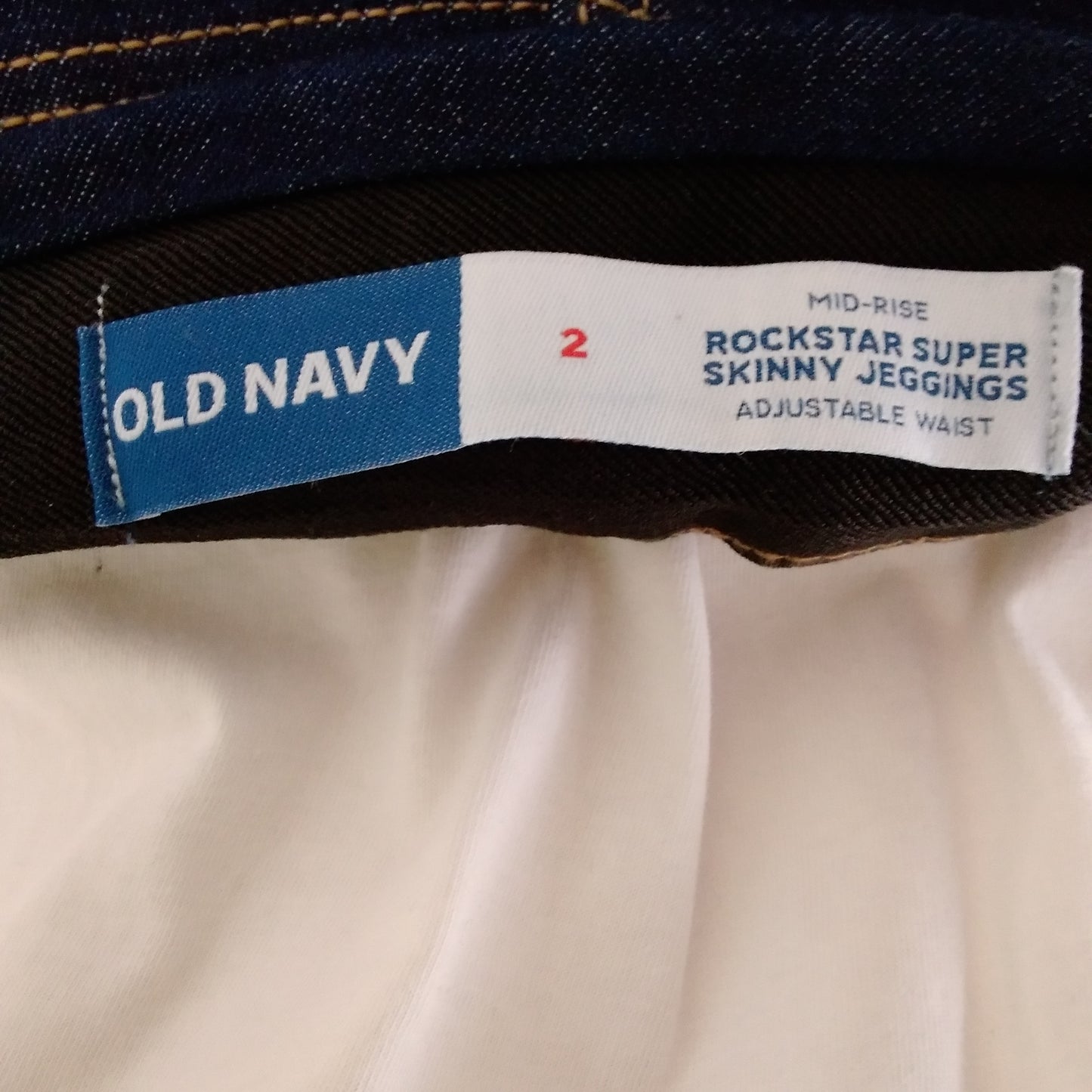 NWT - Old Navy Mid-Rise Rockstar Super Skinny Jeggings - 2
