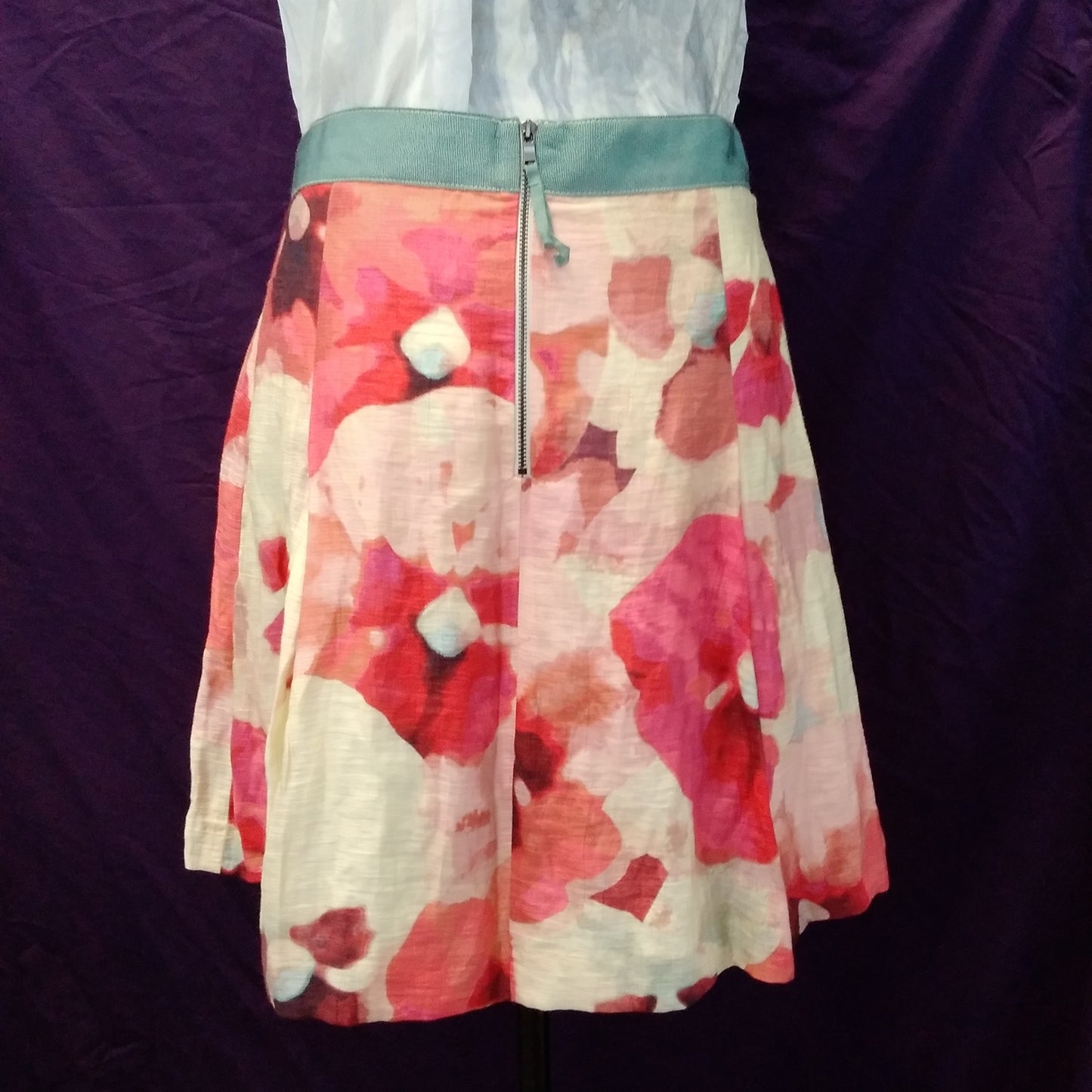 NWT - Loft Red Floral Skirt - 6