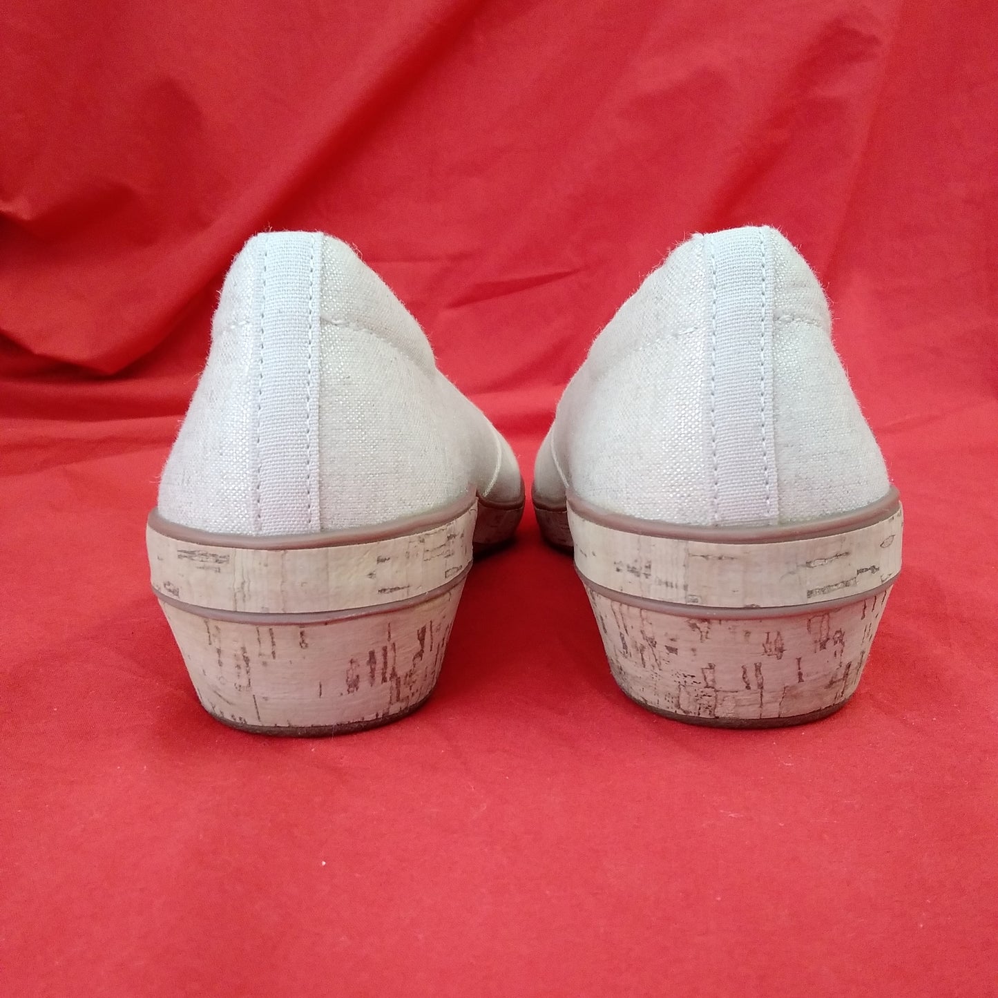 Women's Grasshoppers Gigi Metallic Linen Wedge Heel - Size: 8.5