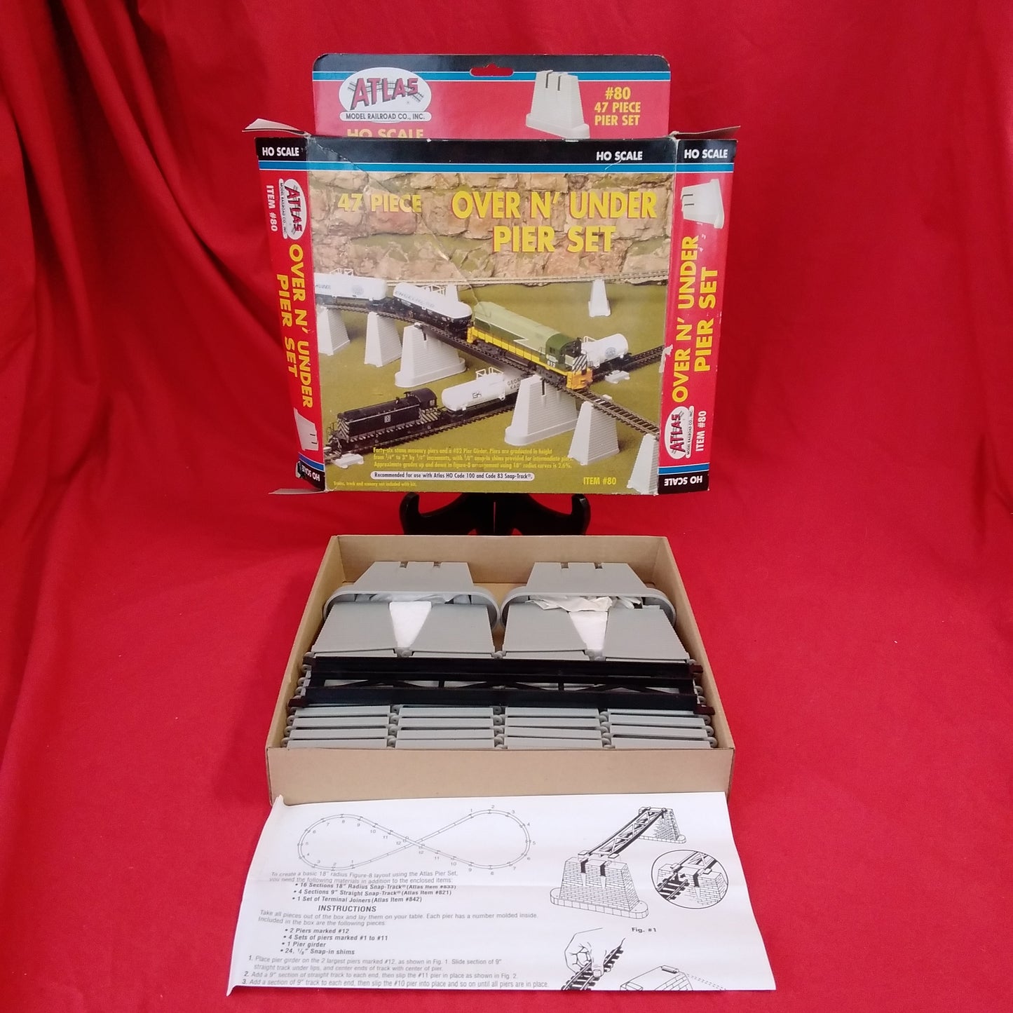 Atlas 47-Piece HO Scale Over N Under Pier Set #80