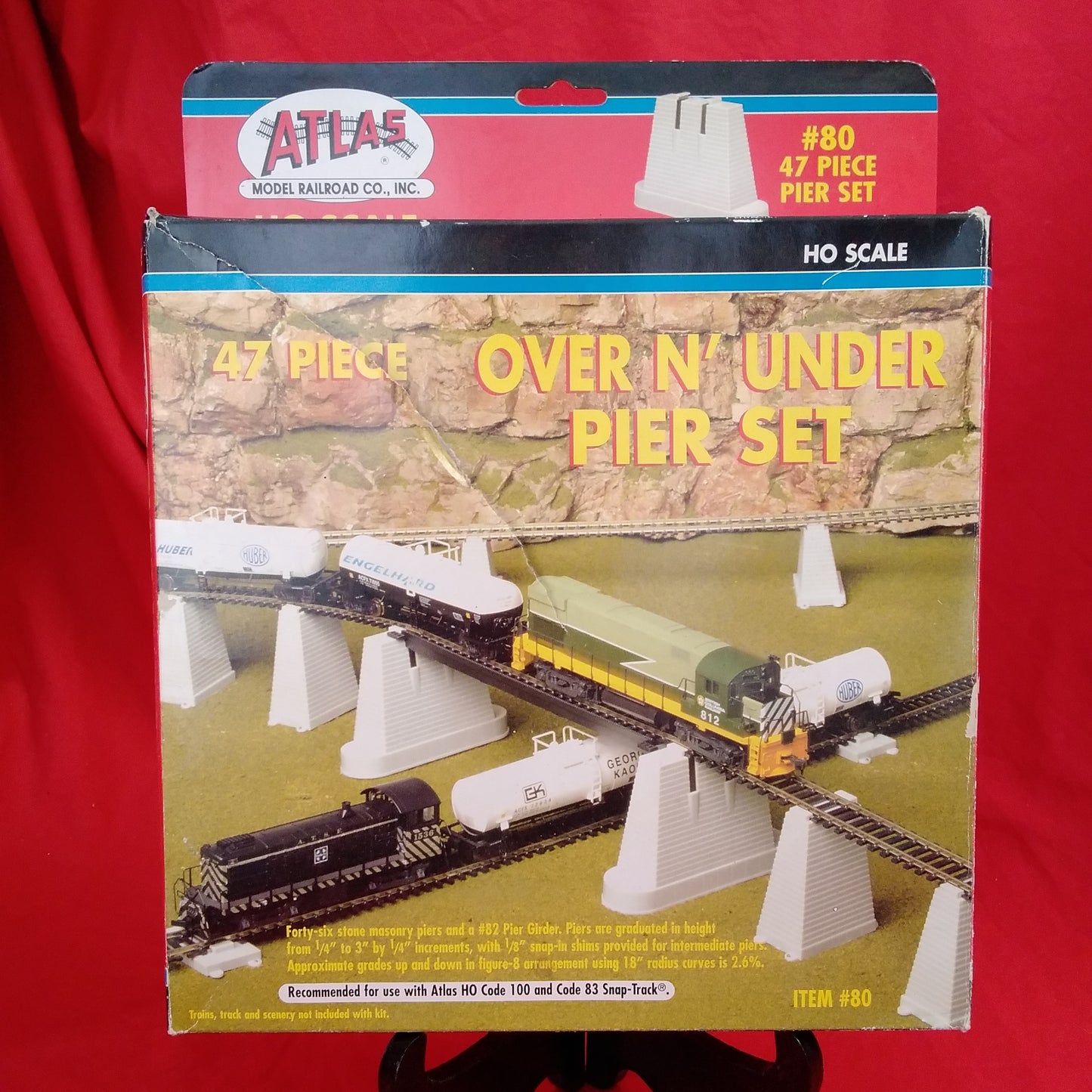 Atlas 47-Piece HO Scale Over N Under Pier Set #80
