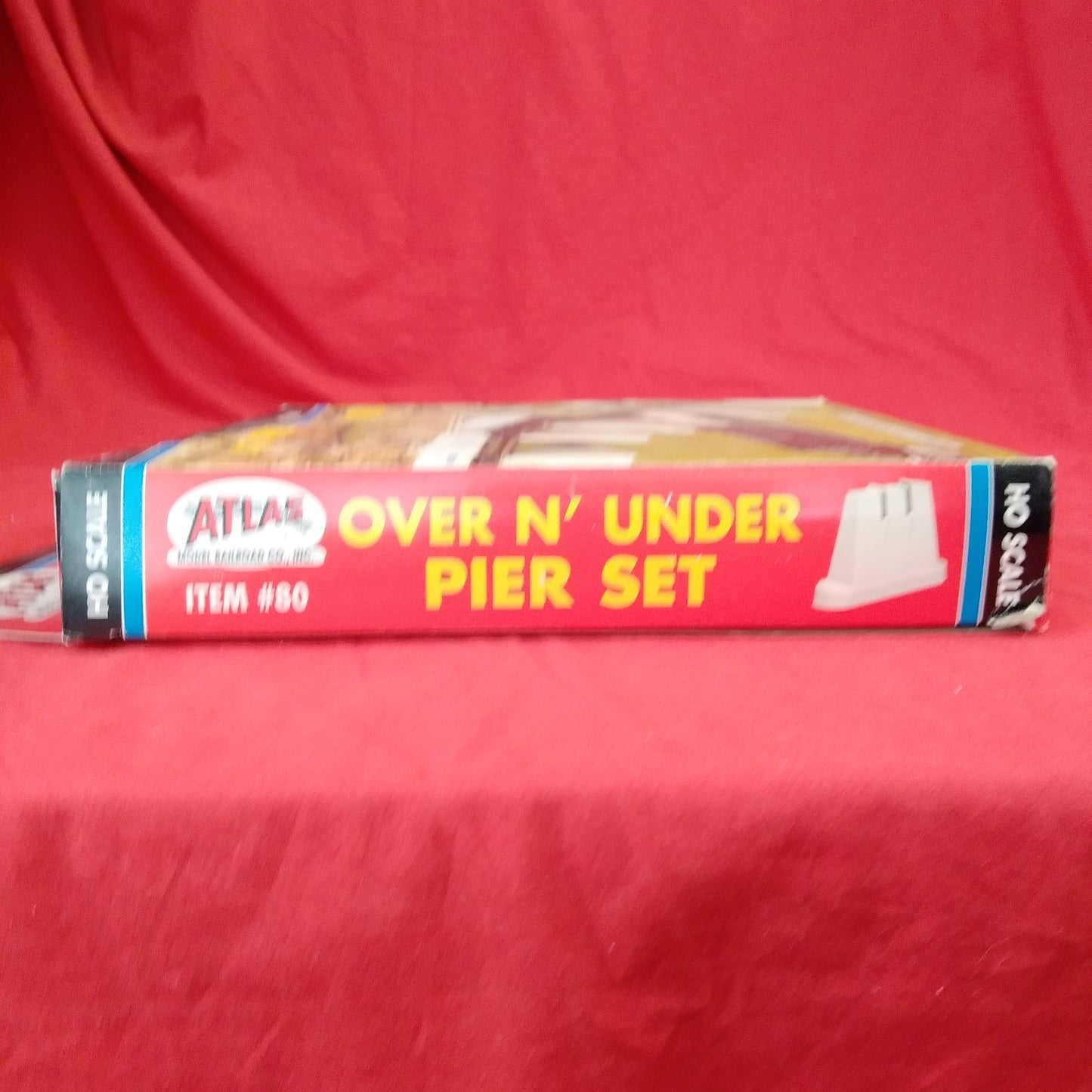 Atlas 47-Piece HO Scale Over N Under Pier Set #80
