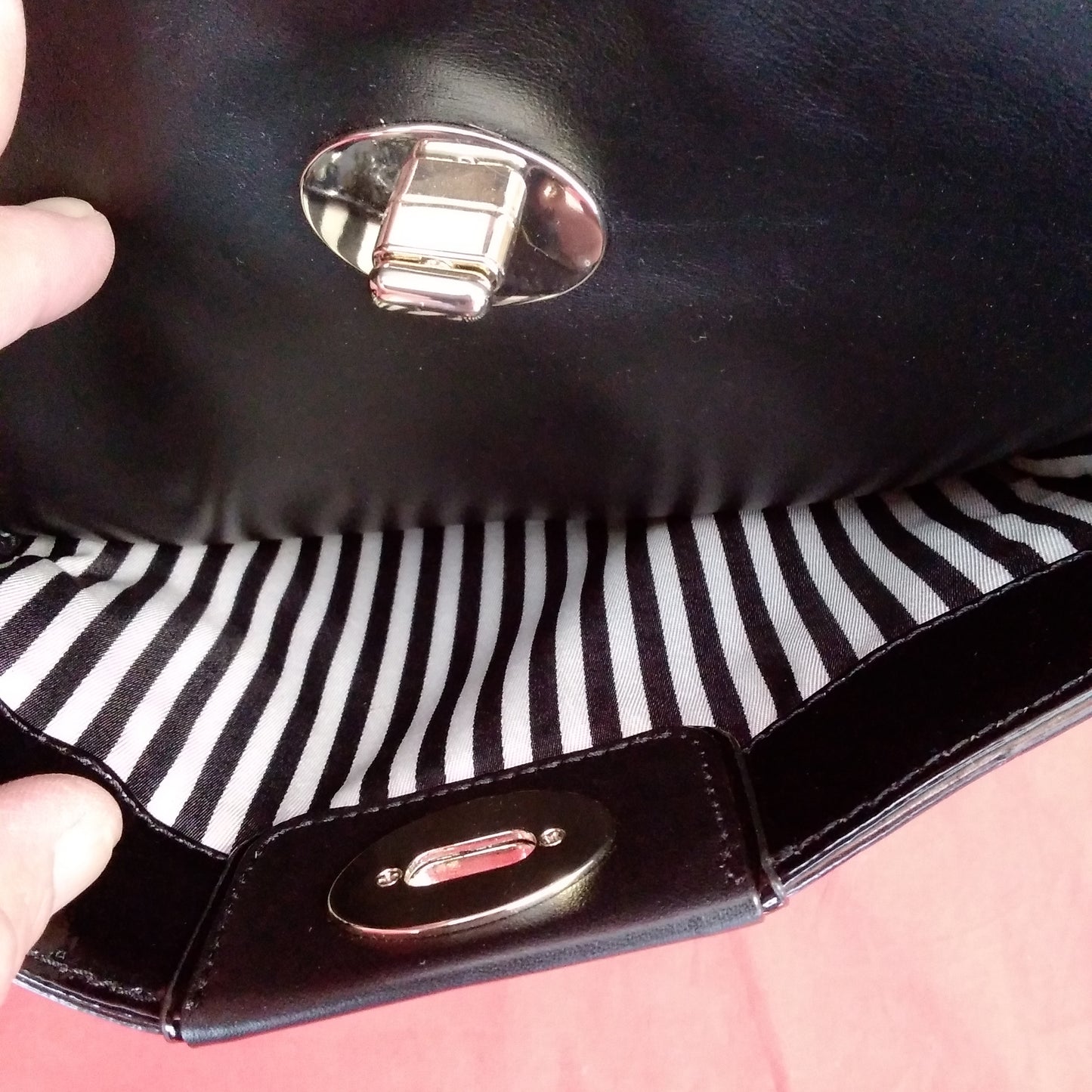 Kate Spade - Black Leather "HAMPTON ROAD" Melody Turn Lock Satchel Tote