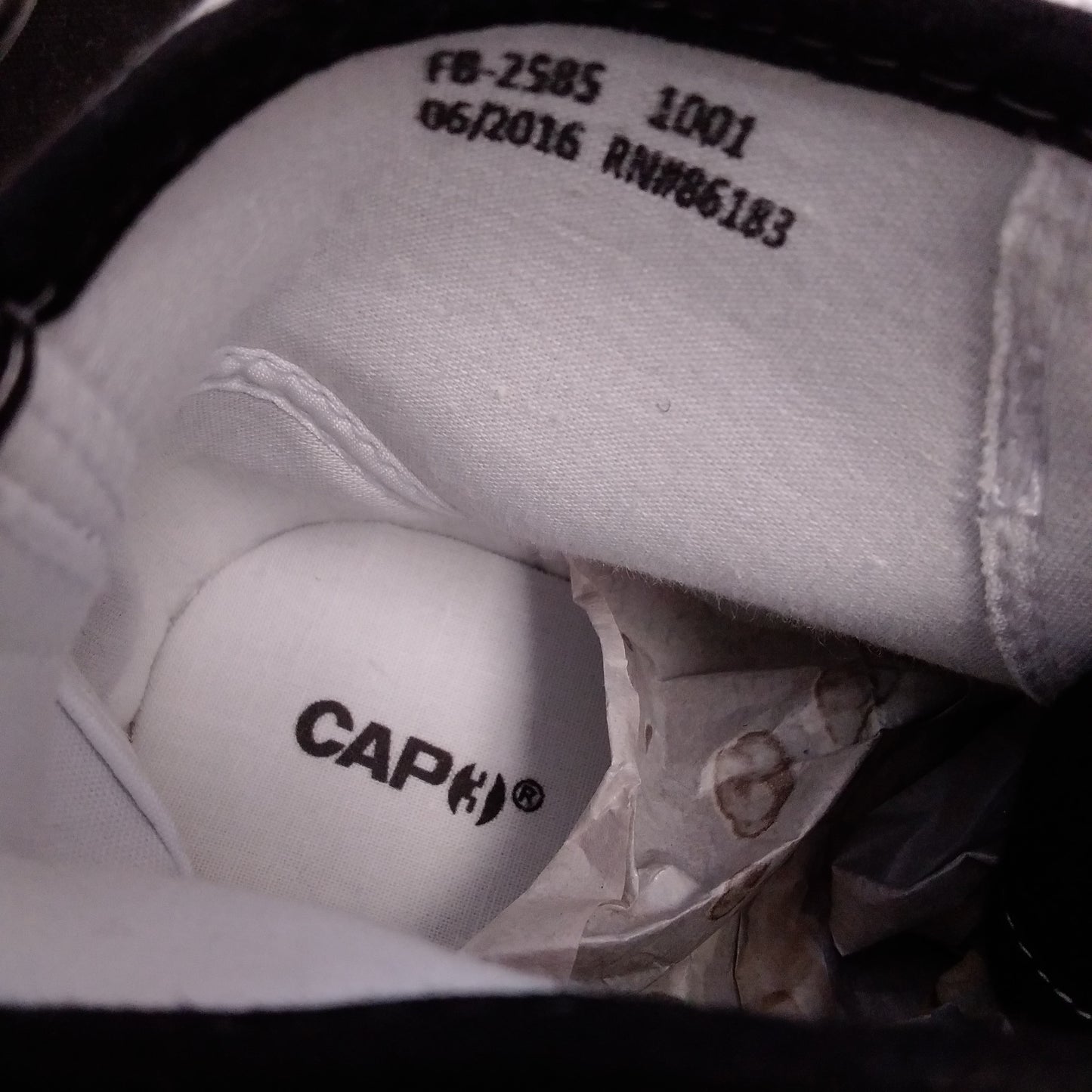 NWT - Capelli Boy's Black Cap High Top Sneakers - Size: 3/4