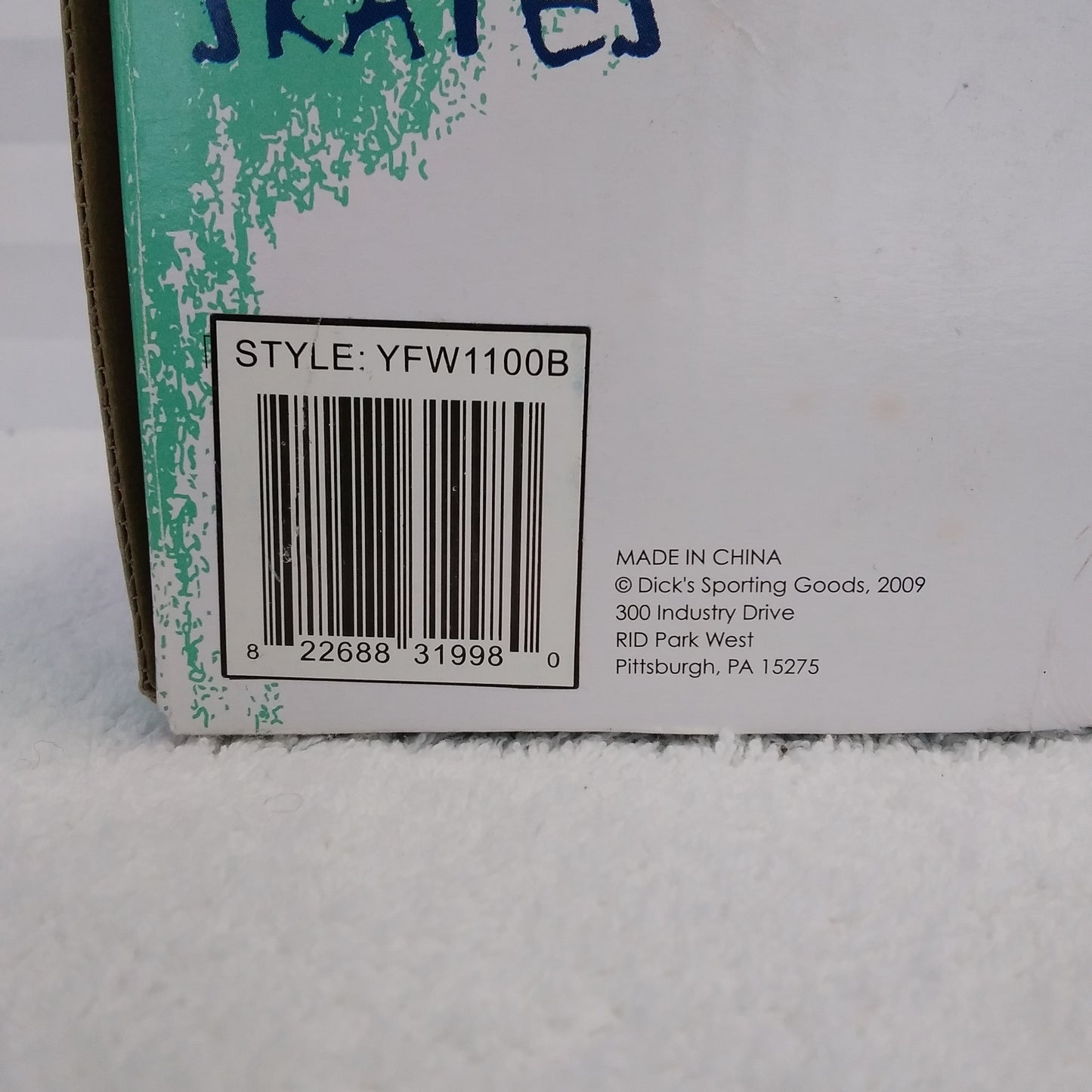 NIB - DBX Youth Series 1100 White Traditional Ice Skates - Size: 2