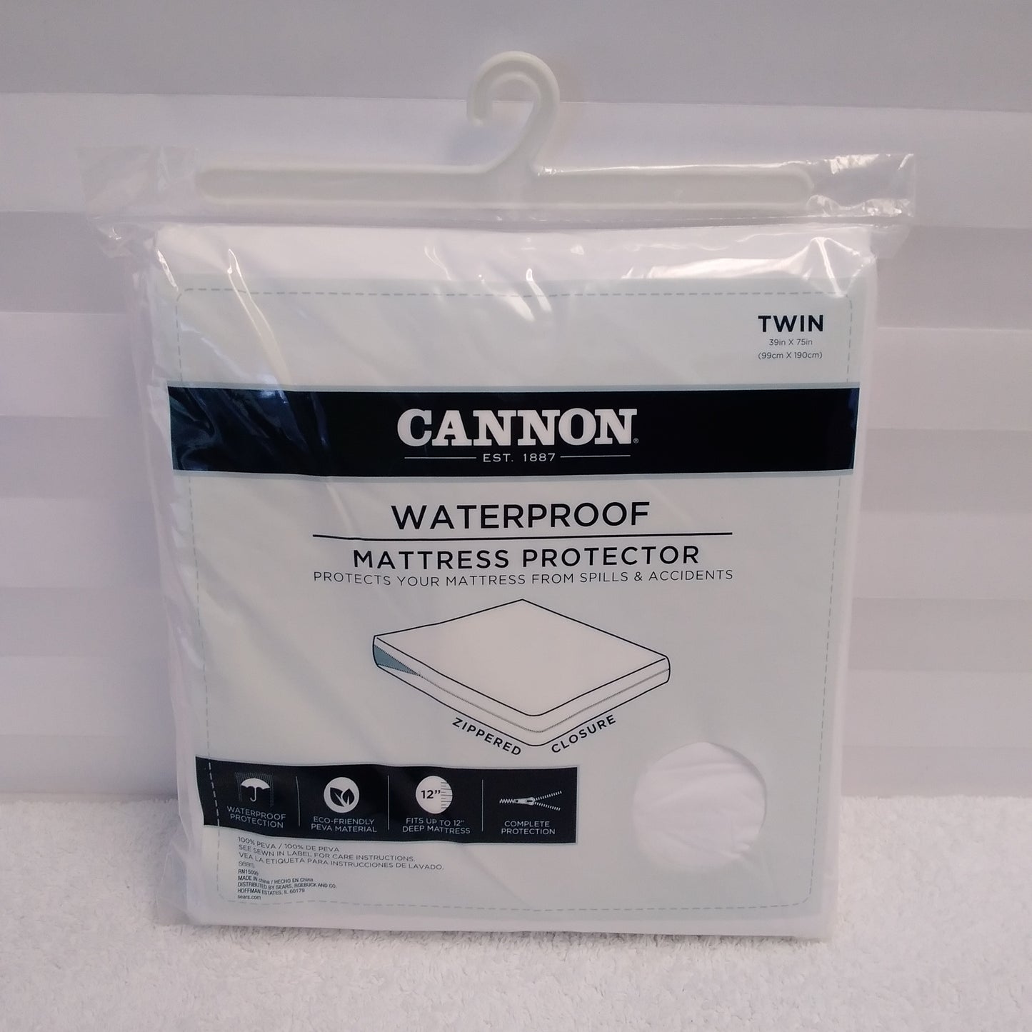 NIB - Cannon Twin Waterproof Mattress Protector with Zippered Closure - 39"x75"