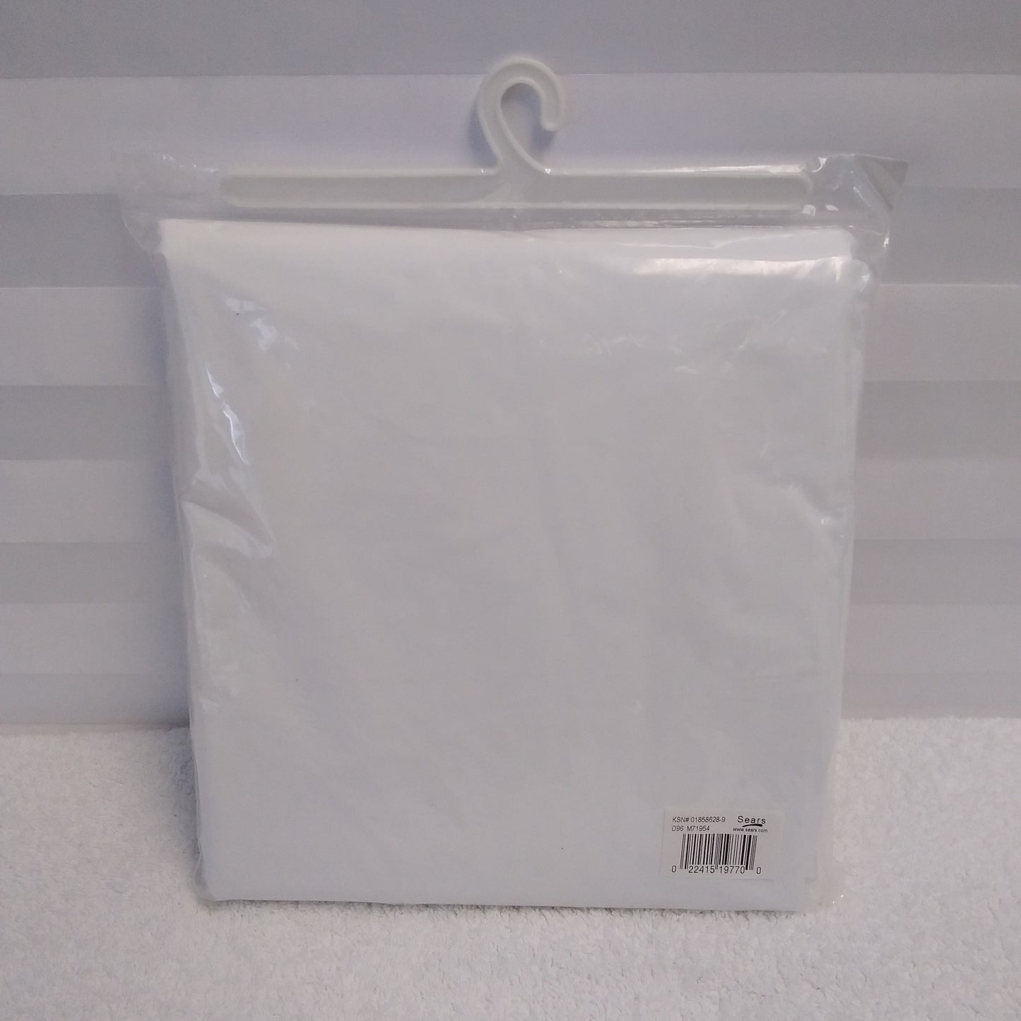 NIB - Cannon Twin Waterproof Mattress Protector with Zippered Closure - 39"x75"