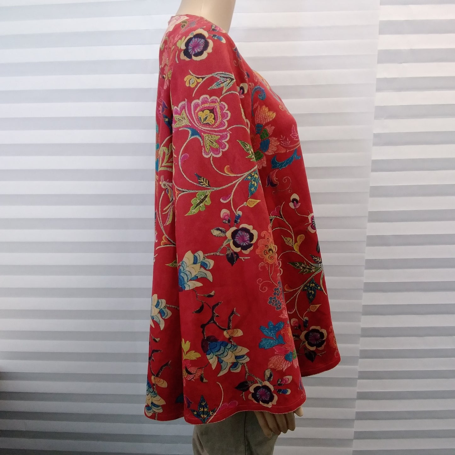NWT -Jayley Red Faux Suede Floral Short Swing Jacket - One Size