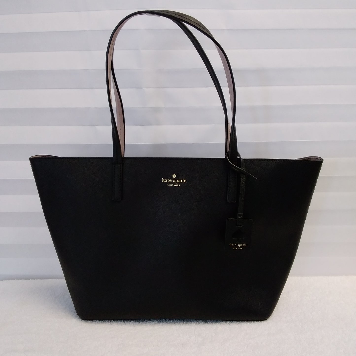 NWOT - Kate Spade Scotts Place Lida Tote Bag - Color: Black