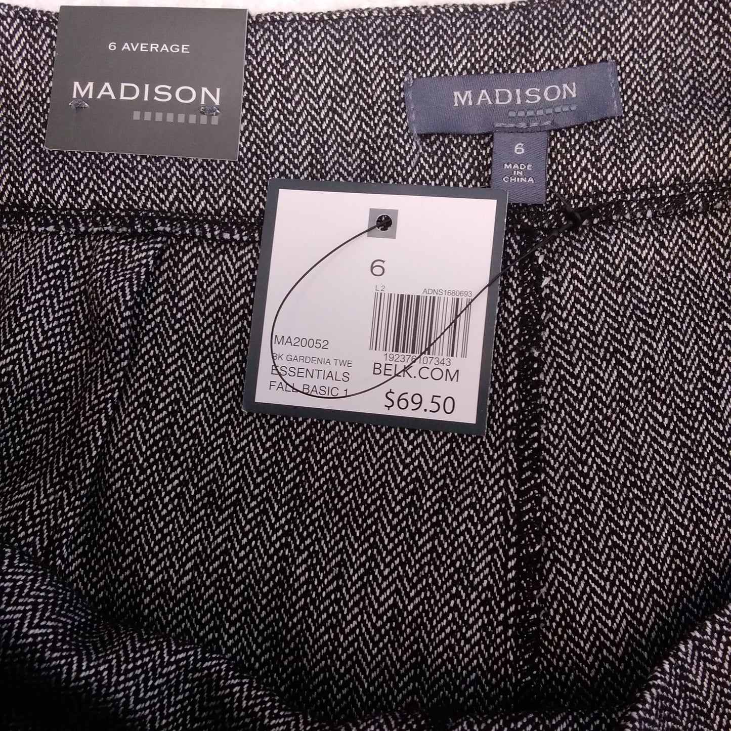 NWT - Madison Black Gardenia High Rise Wide Leg Tweed Pants - 6