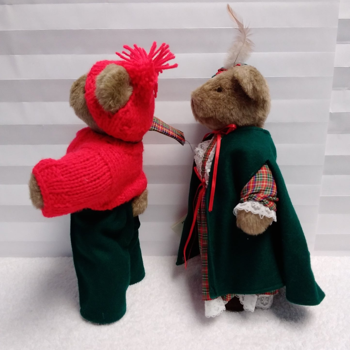 1987 Heartline Kensington Girl and Boy Bear Set
