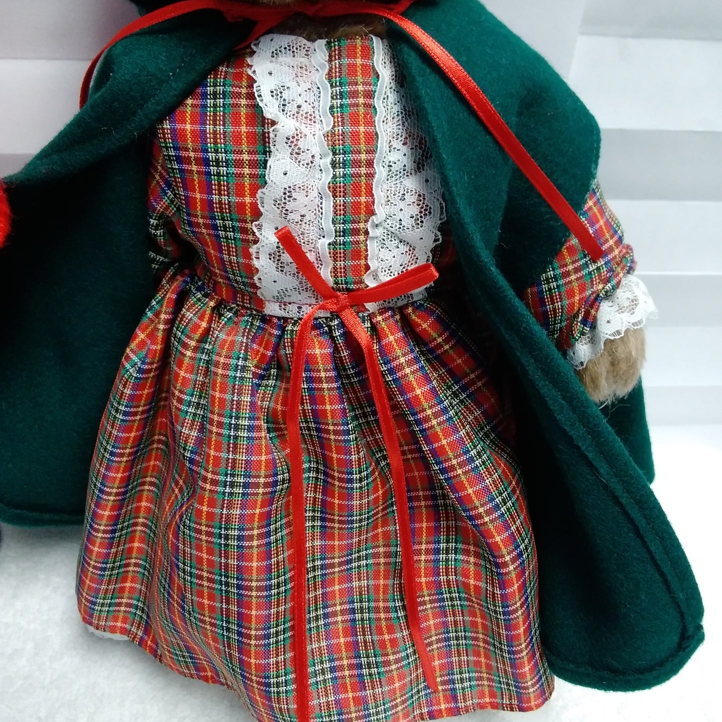 1987 Heartline Kensington Girl and Boy Bear Set