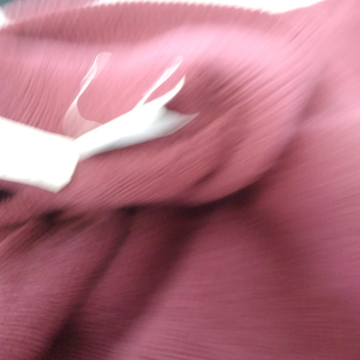 Neiman Marcus Cashmere Collection Plumb Turtle Neck Sweater - Size: M