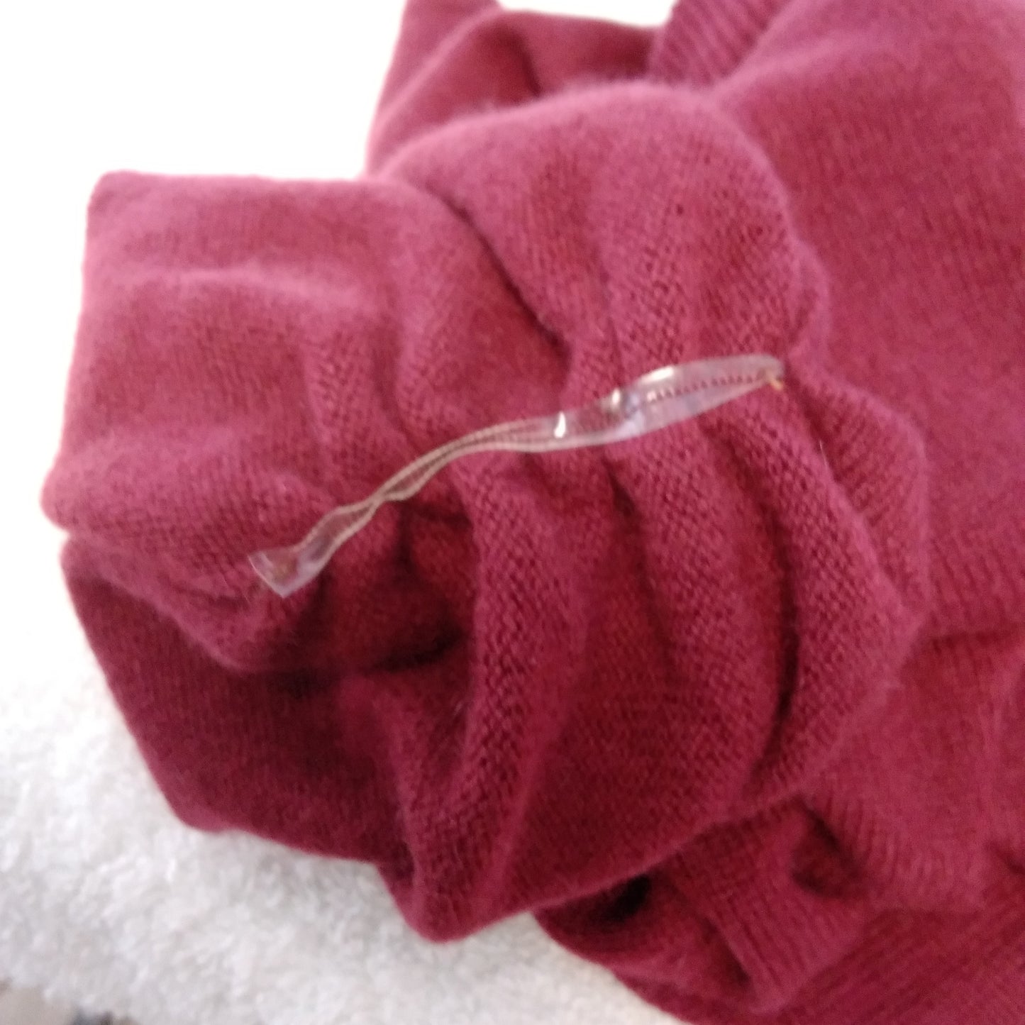 Neiman Marcus Cashmere Collection Plumb Turtle Neck Sweater - Size: M