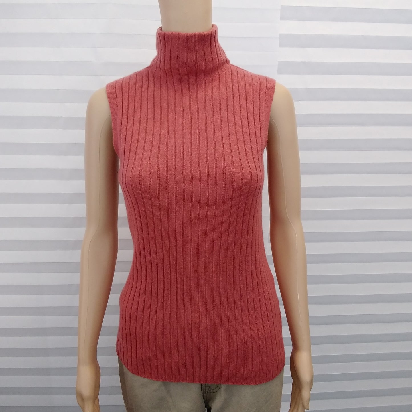 Lafayette 148 salmon pink Cashmere Ribbed Sleeveless Mock Neck Sweater - S