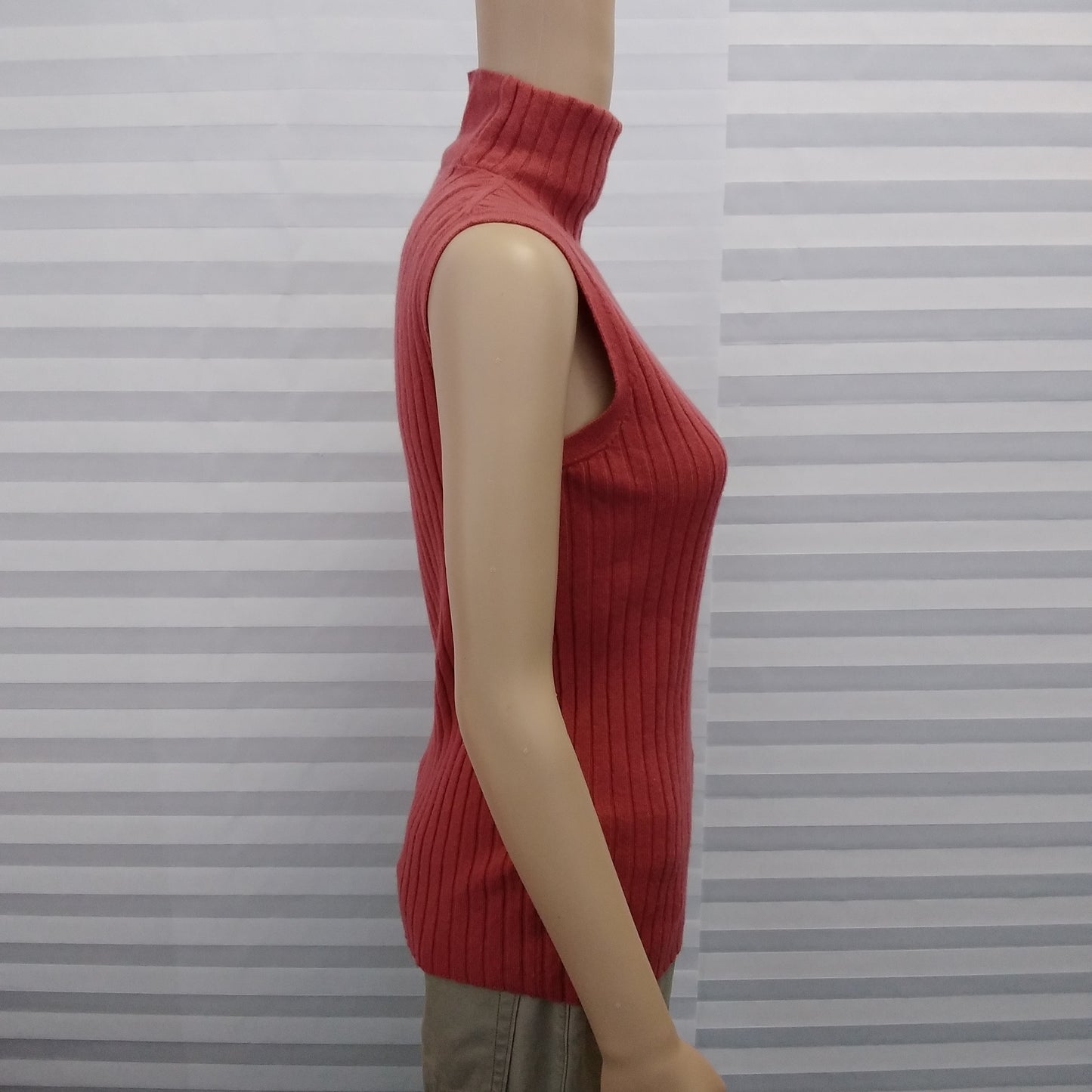 Lafayette 148 salmon pink Cashmere Ribbed Sleeveless Mock Neck Sweater - S