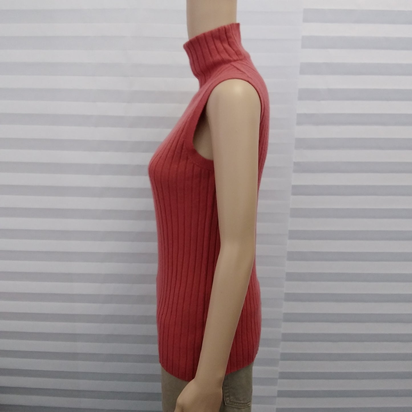 Lafayette 148 salmon pink Cashmere Ribbed Sleeveless Mock Neck Sweater - S