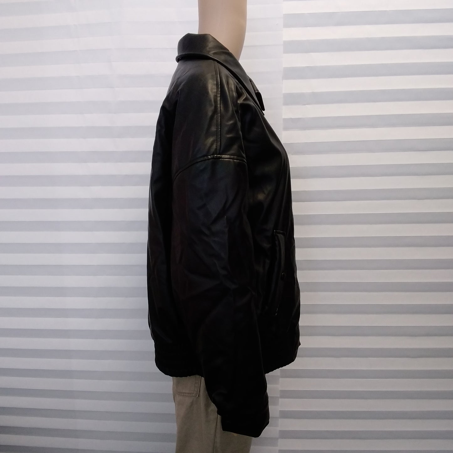 NWT - Levi Strauss & Co. black Faux Leather Jacket - XL