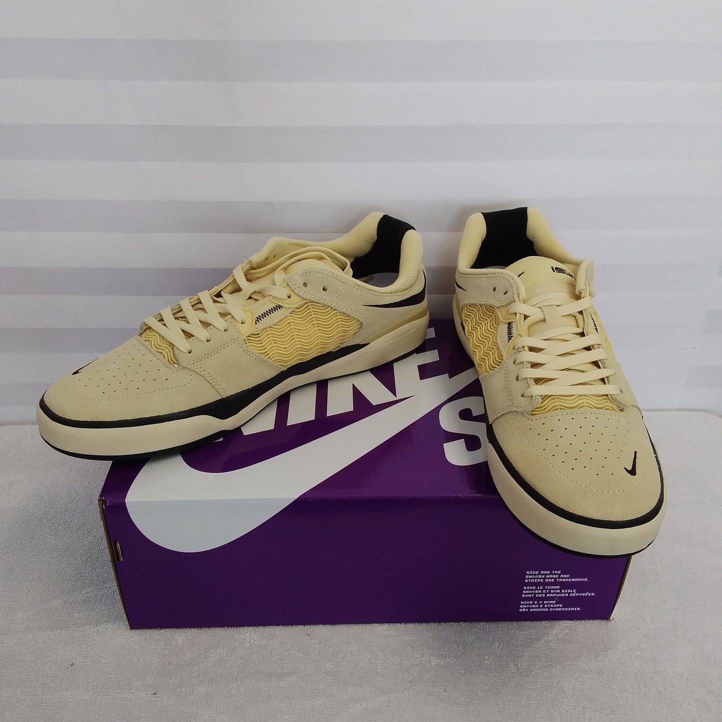 NIB - Nike SB ISHOD Lemon Wash/Black-Lemon Drop Sneakers - Size: Men 13 Women 14.5