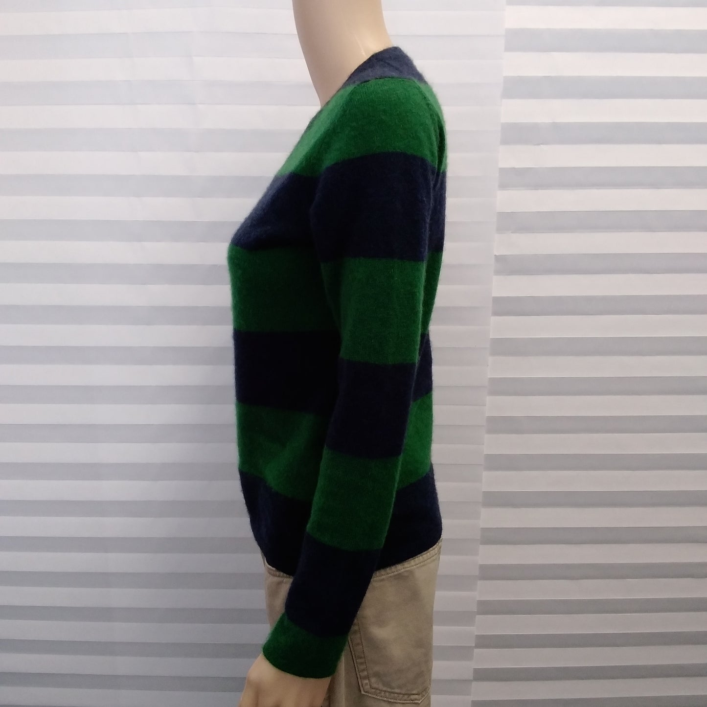 Fenn Wright Manson blue green stripe Cashmere V-Neck Sweater - S