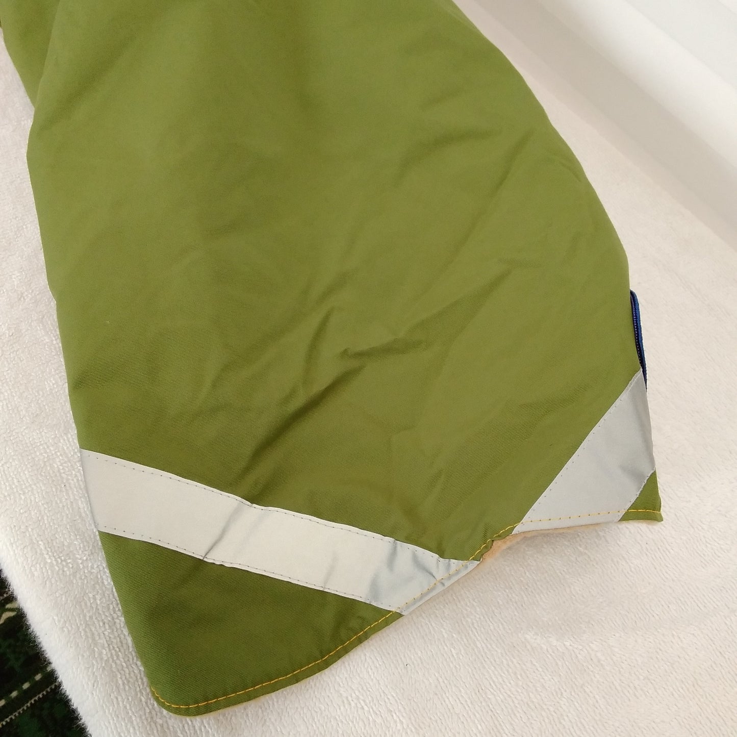 NEW - Gold Paw Green Platinum Winter Dog Jacket - Size: 16W