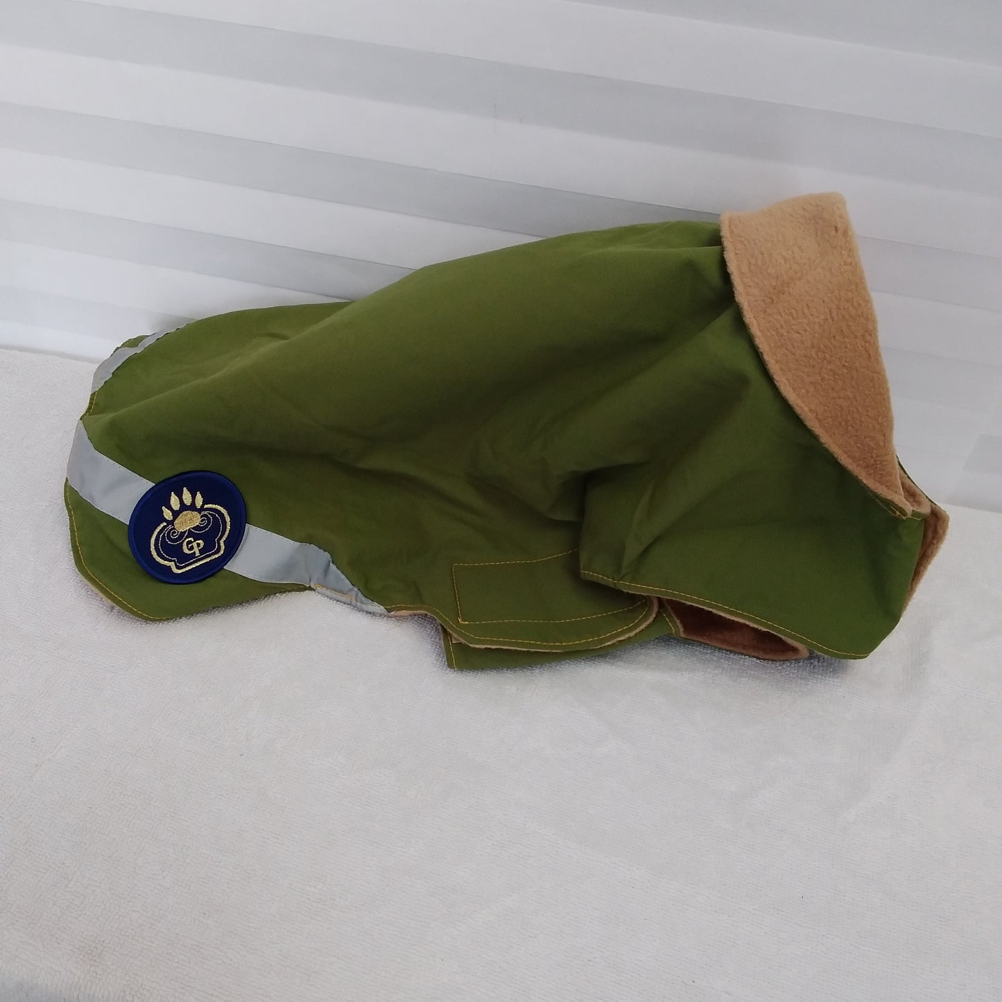 NEW - Gold Paw Green Platinum Winter Dog Jacket - Size: 16W