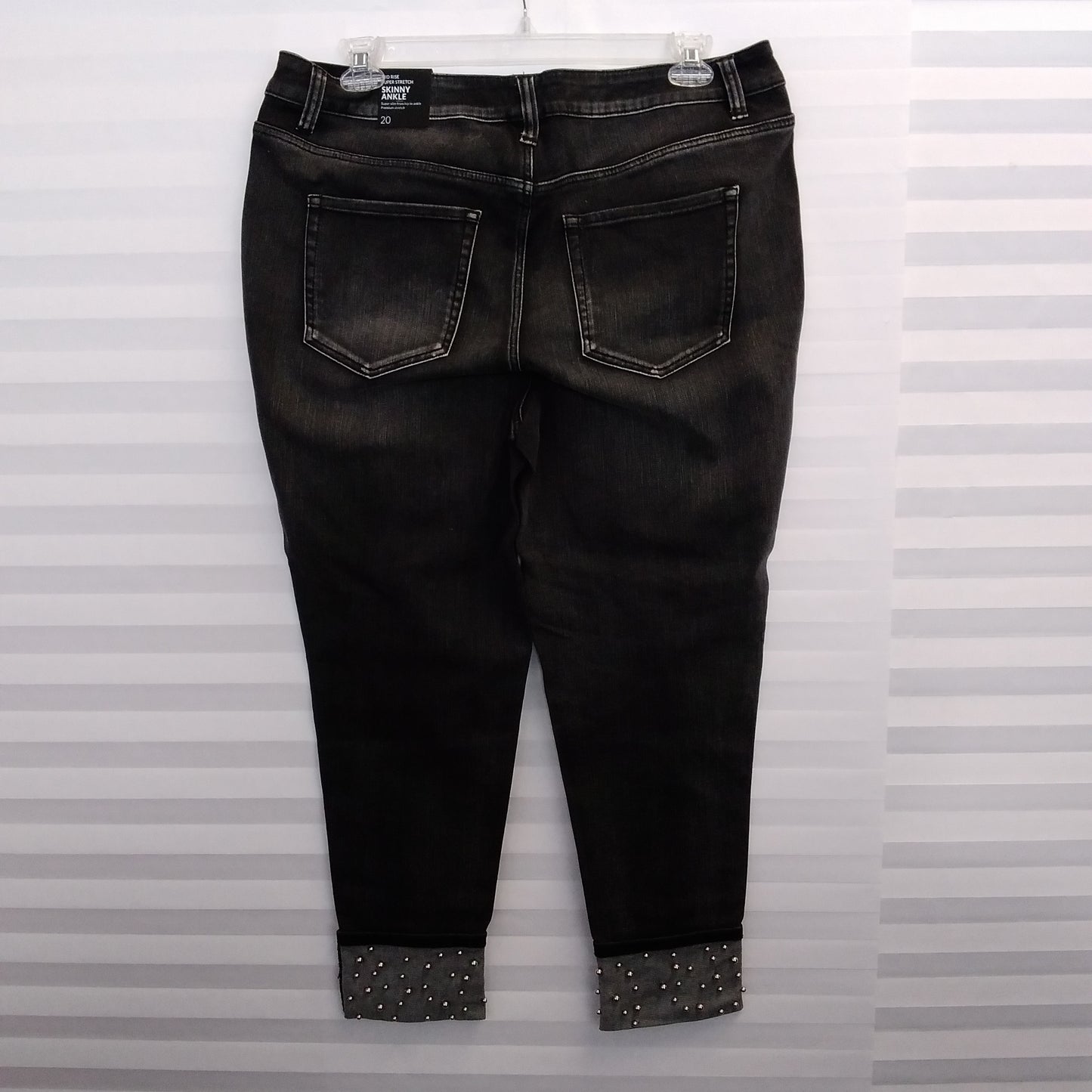 NWT - Lane Bryant Black Mid-Rise Ankle Beaded Cuff Jeans - 20