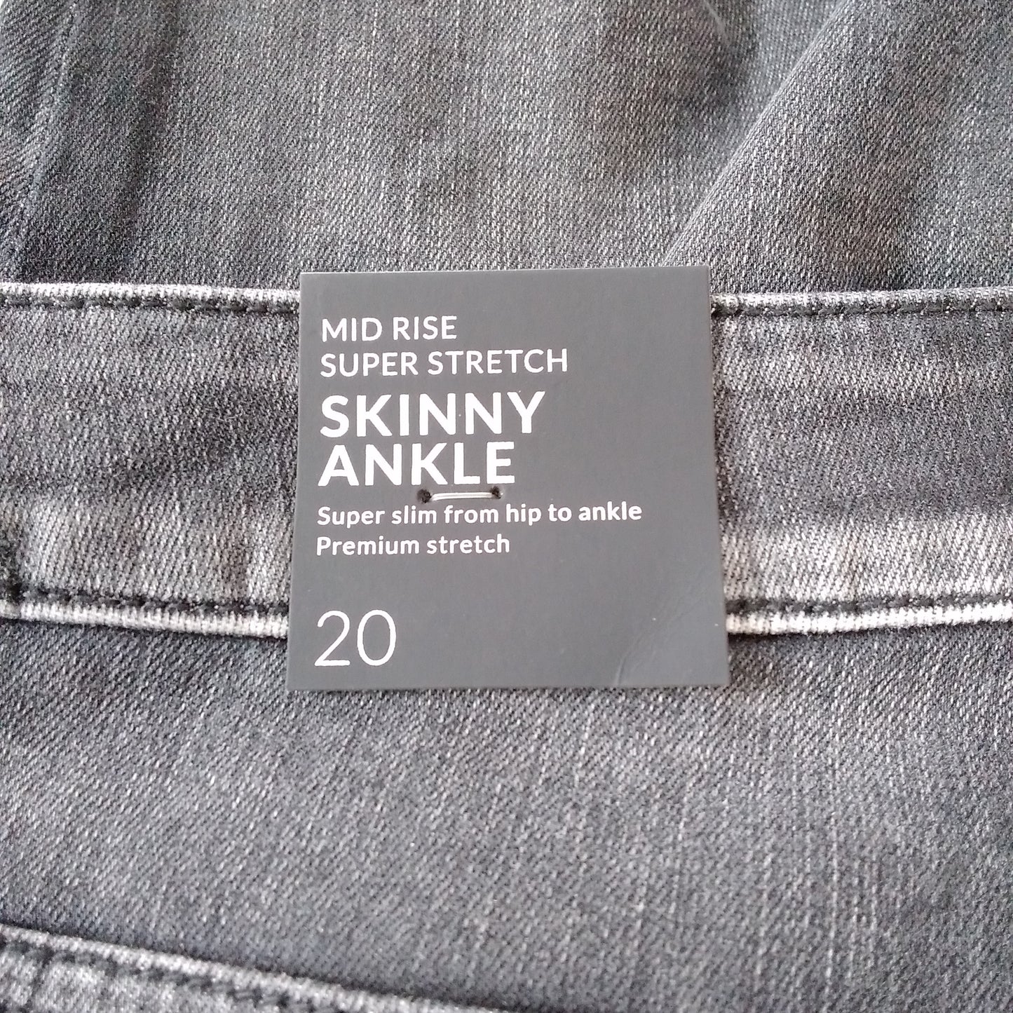 NWT - Lane Bryant Black Mid-Rise Ankle Beaded Cuff Jeans - 20