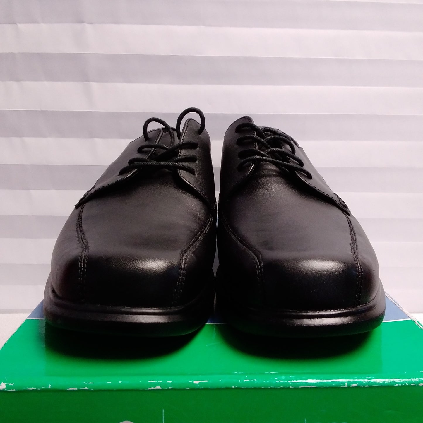 NIB - Abeo Men's Black Dawson Oxford Shoe - Size: 12