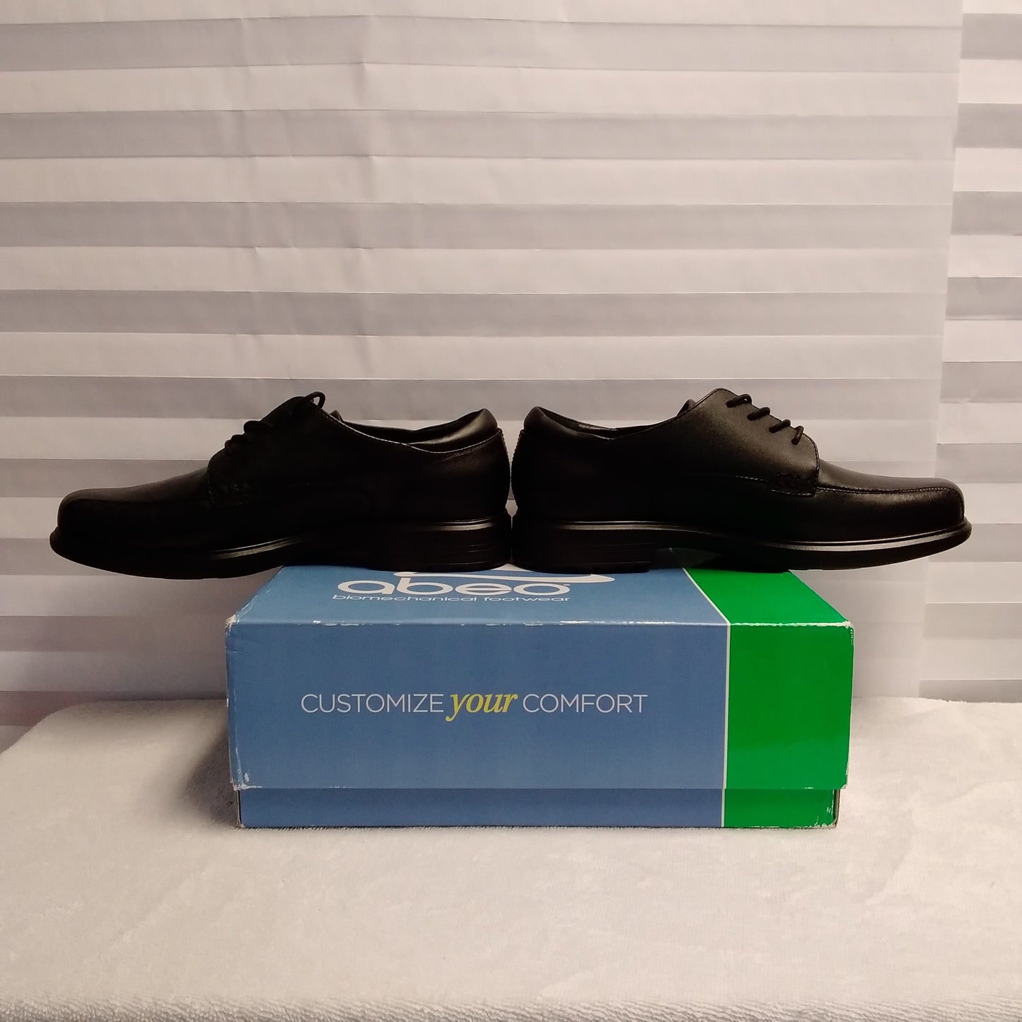 NIB - Abeo Men's Black Dawson Oxford Shoe - Size: 12