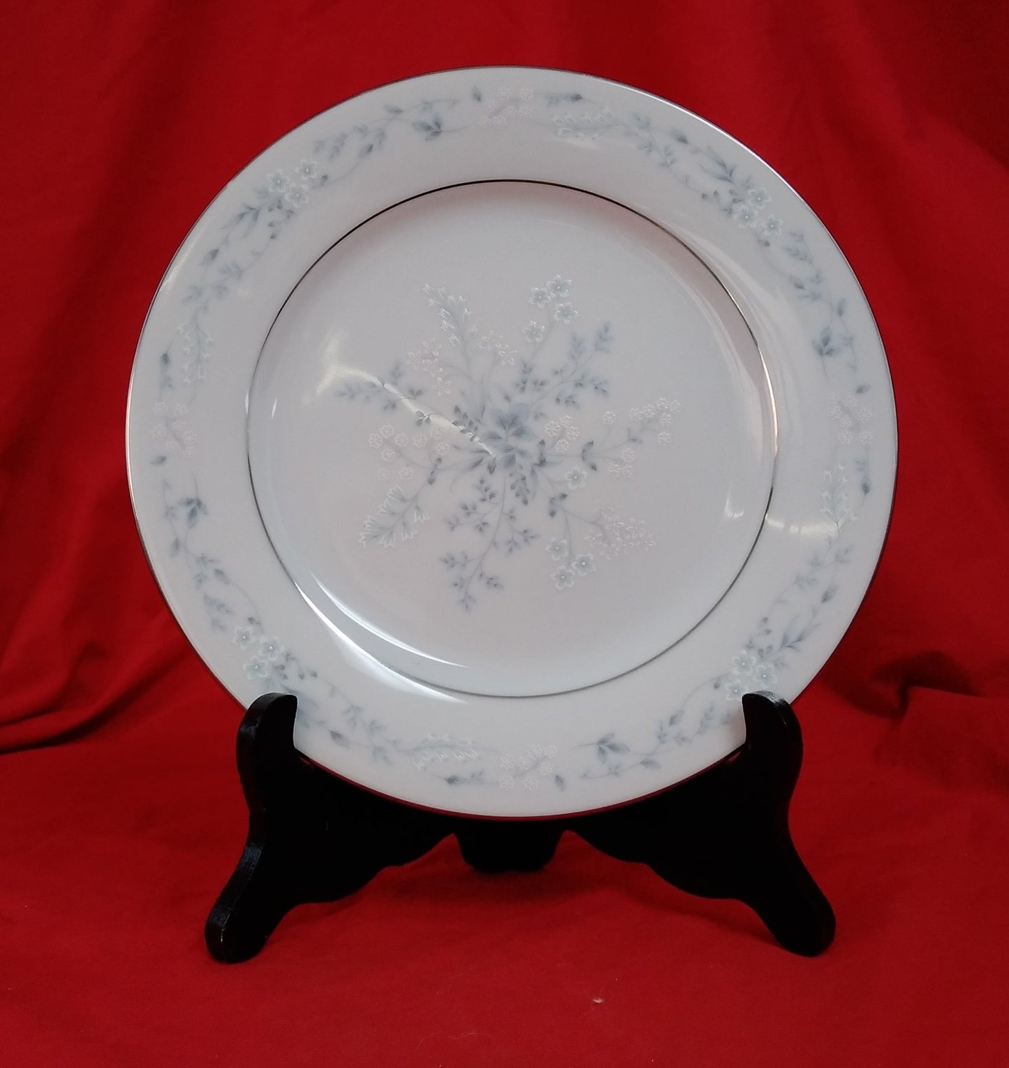 Carolyn by Noritake -- Salad Plate
