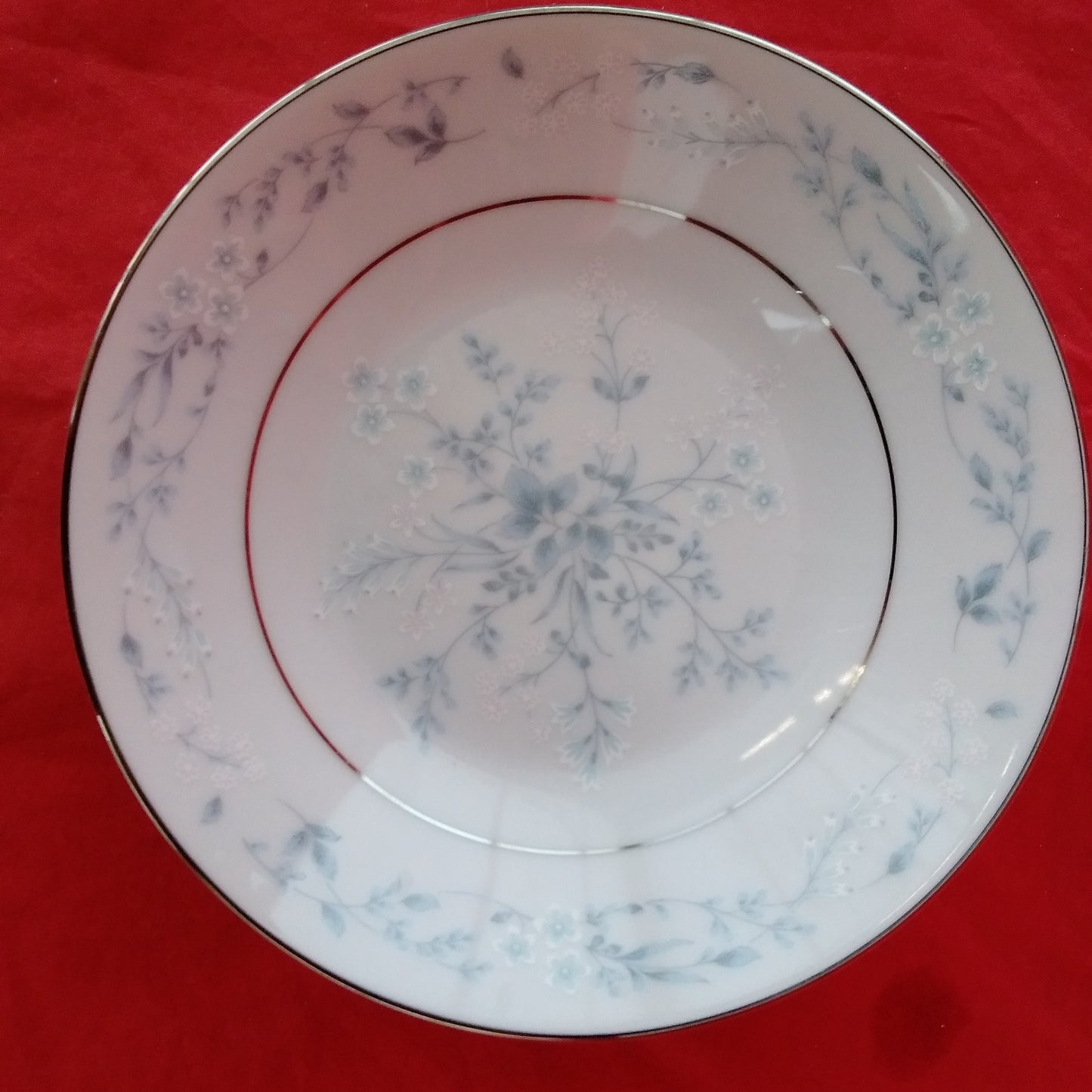 Carolyn by Noritake -- Fruit/Desert/Sauce Bowl