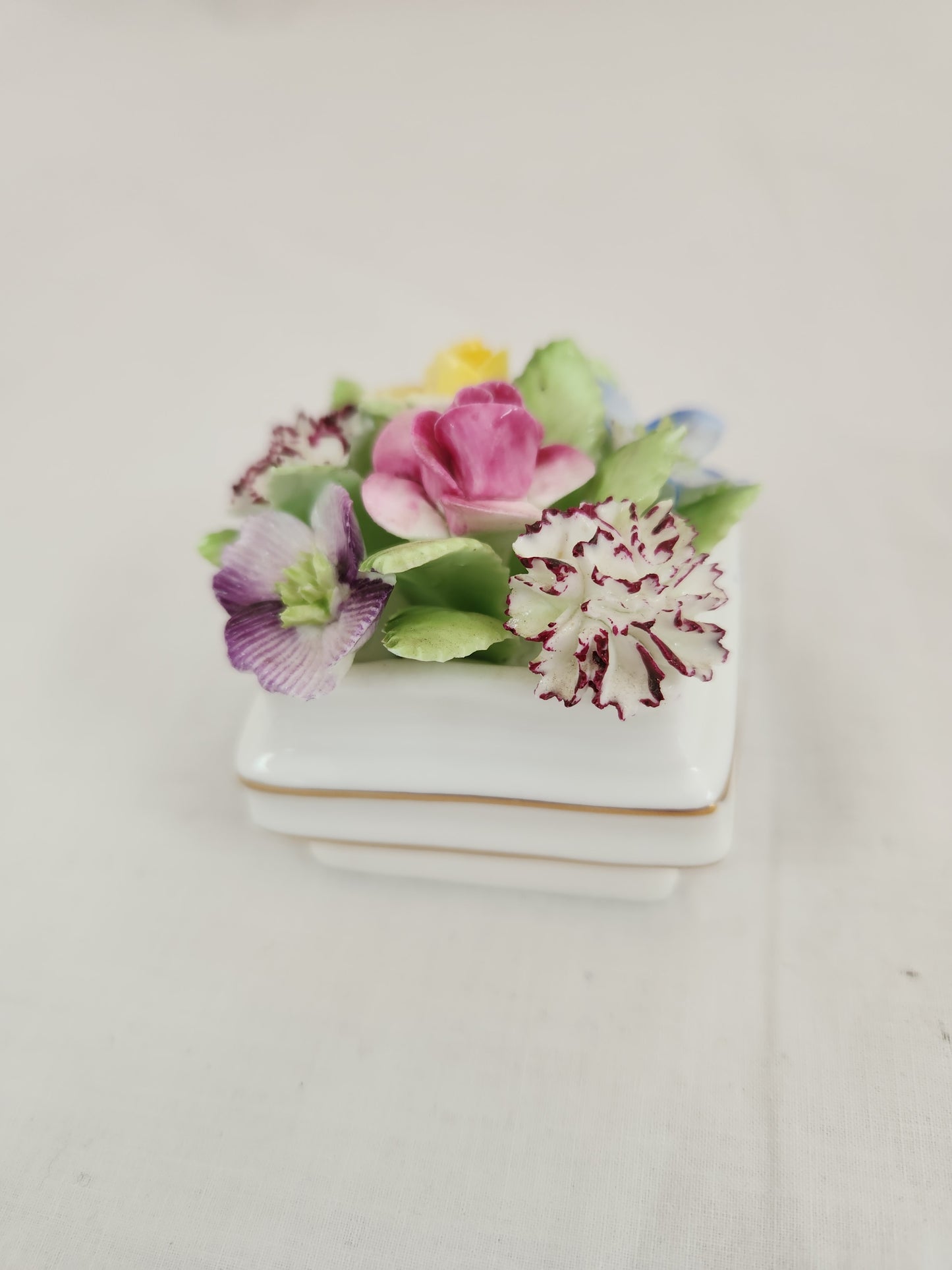 VTG - Royal Adderley Bone China Floral Bouquet in White Planter with Gold Trim Figurine