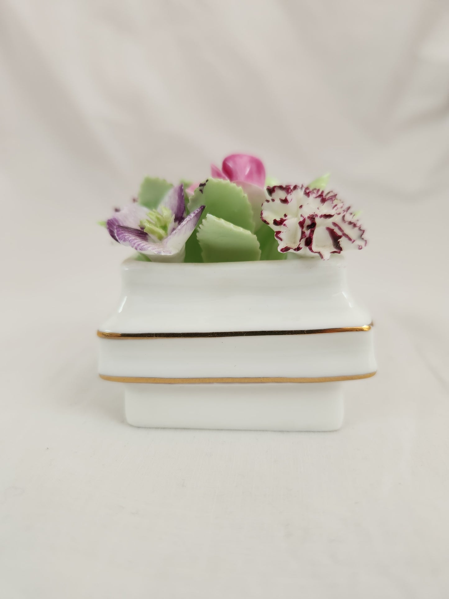 VTG - Royal Adderley Bone China Floral Bouquet in White Planter with Gold Trim Figurine